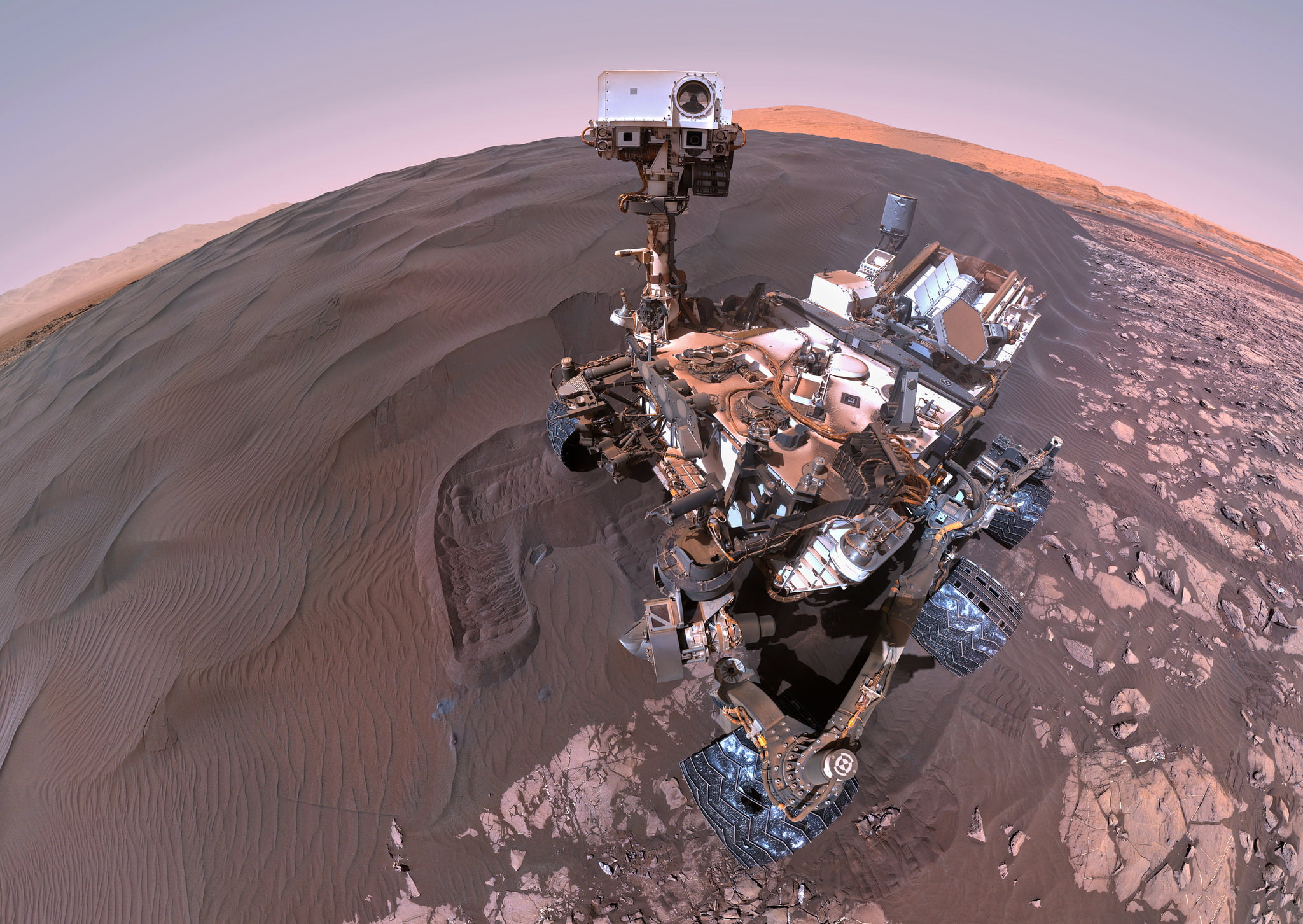 single object, robot, land, sky, superficiality, landscape, industry, transportation, Curiosity, space exploration, Mars, day, 1080P, fuel and power generation, HD Wallpaper