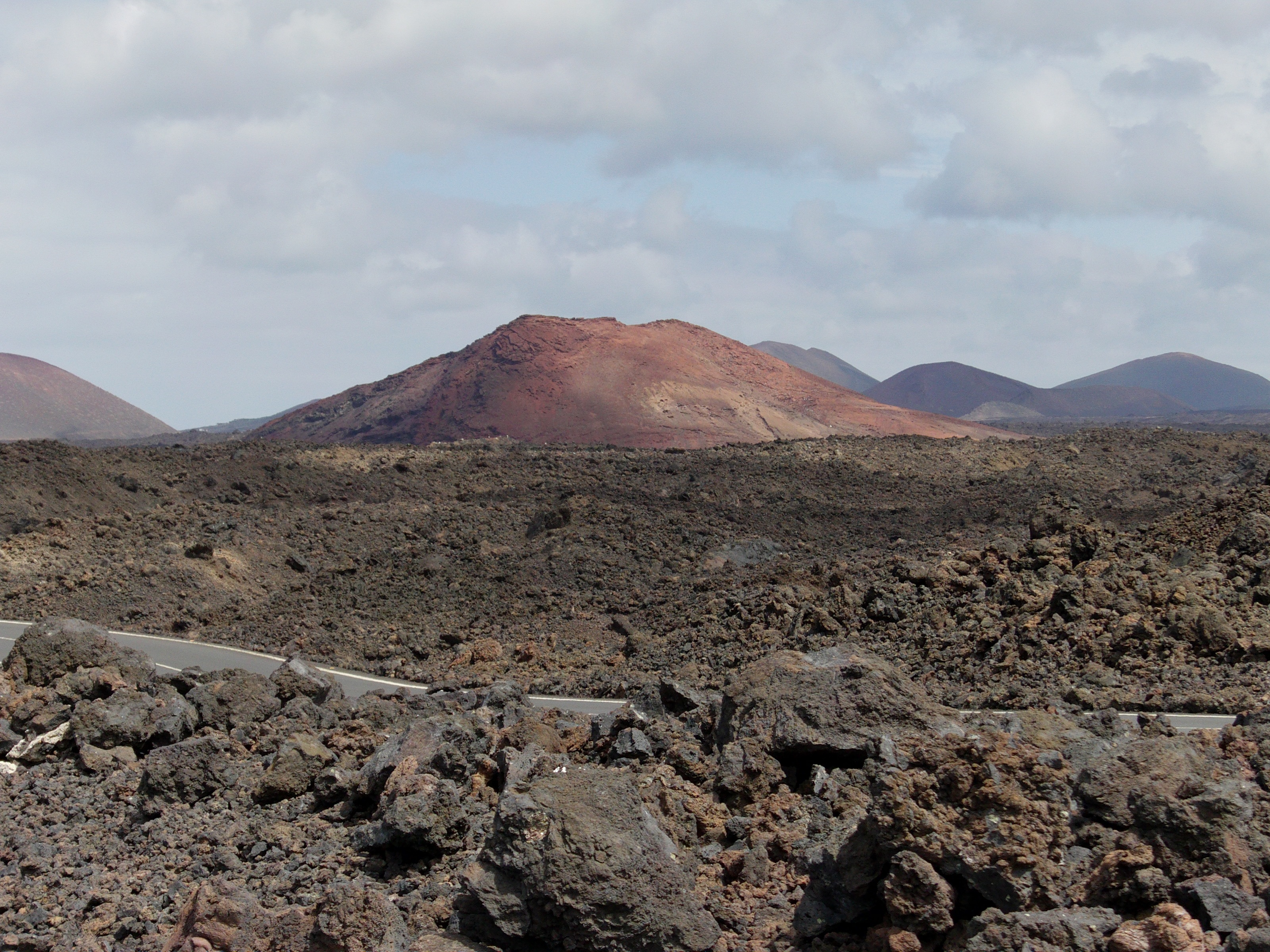 arid climate, timanfaya, tranquil scene, formation, physical geography, nature, non-urban scene, climate, cloud - sky, scenics - nature, lava field, outlook, HD Wallpaper