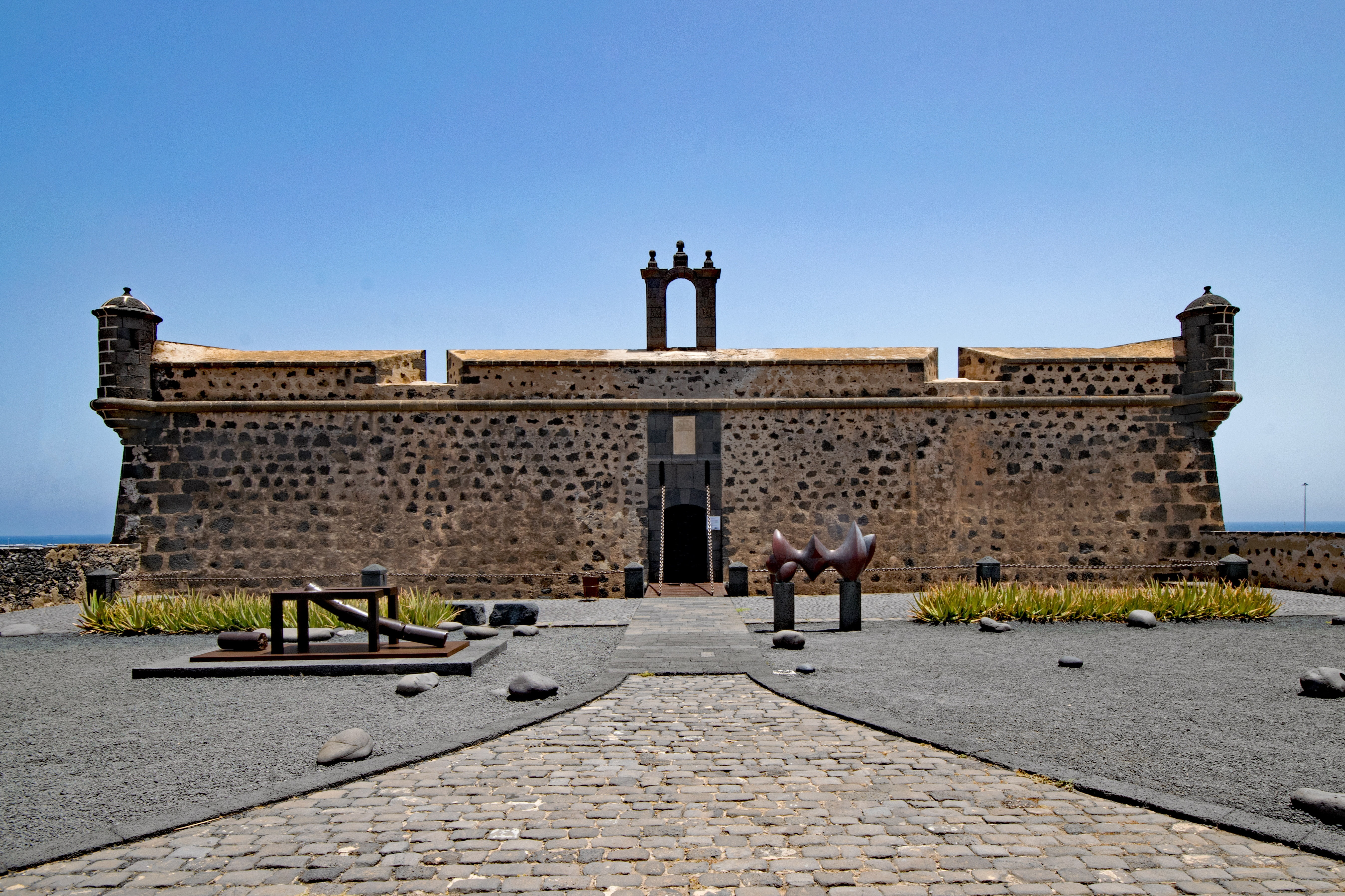 canary islands, history, lanzarote, sky, day, full length, footpath, blue, animal themes, castillo de san josé, museum, animal, no people, nature, building exterior, HD Wallpaper