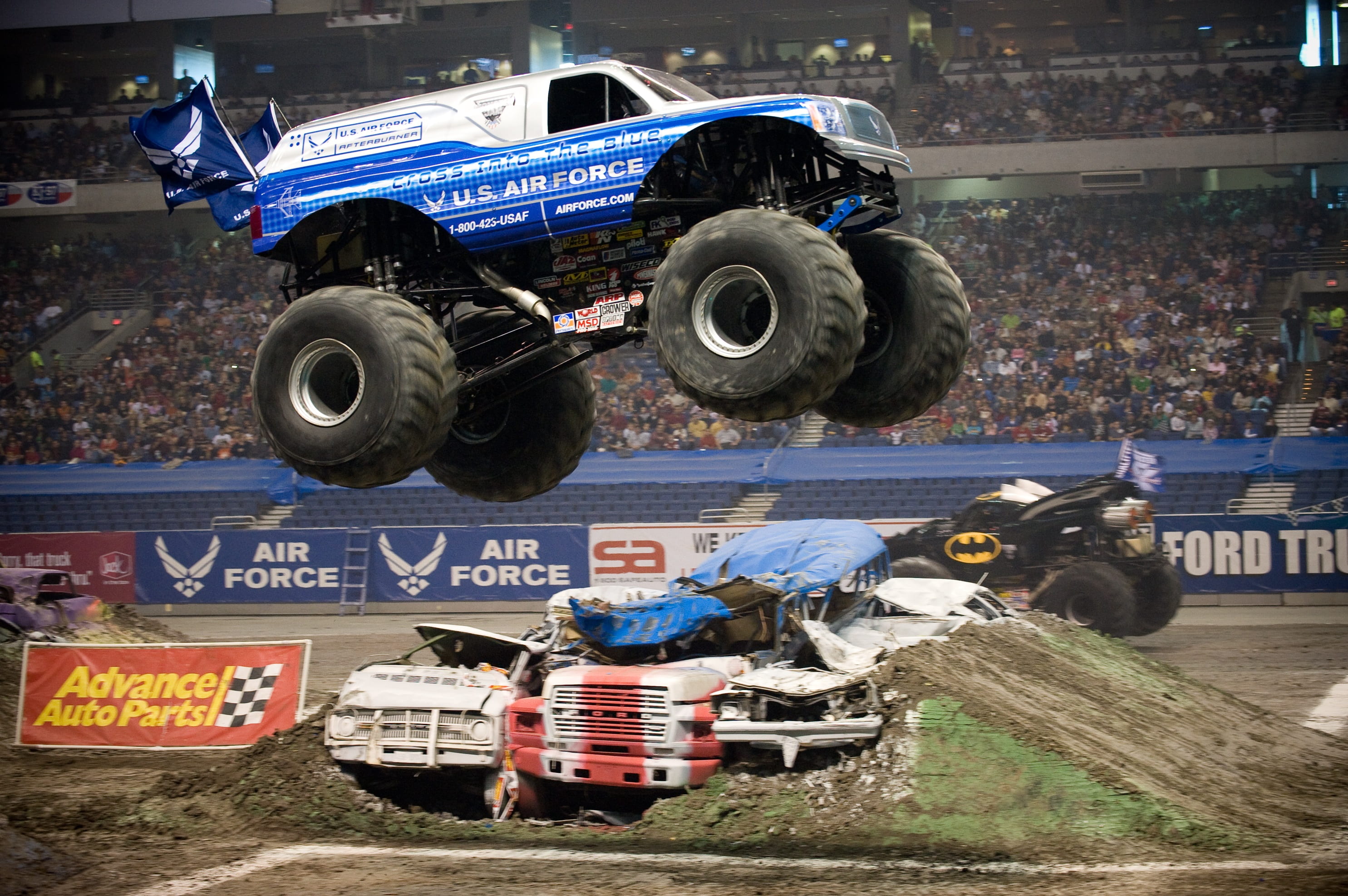 exhibition, firefighter, show, blue, nature, wheel, monster, transportation, architecture, 2K, city, day, power, tires, tire, daytime, protection, monster truck, HD Wallpaper
