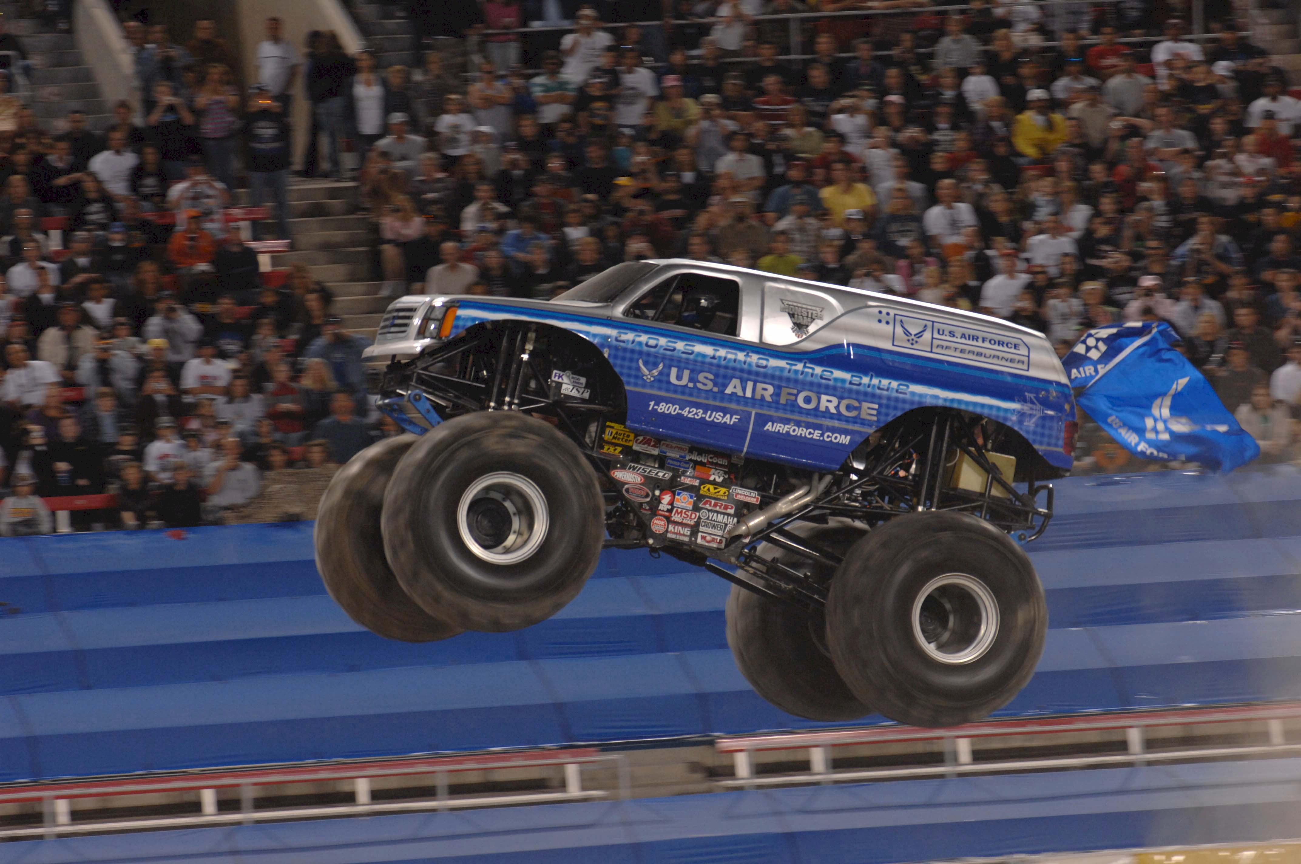 monster truck, sport, sports race, rally, transportation, competition, blue, spectator, motion, government, car, exhibition, mode of transportation, security, HD Wallpaper