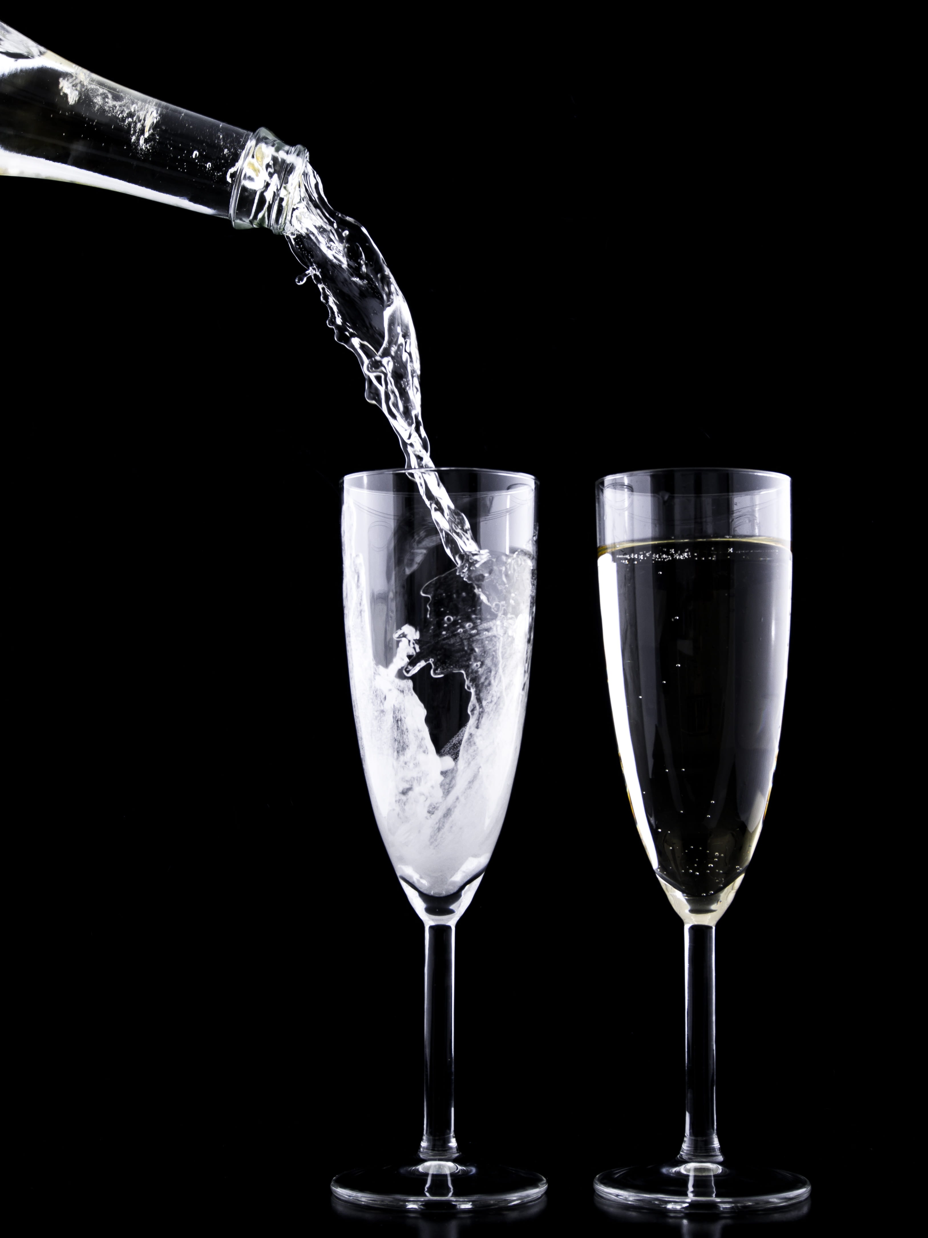 4K, fizz, congratulations, motion, romantic, alcohol, background, special, events, festive, party, wineglass, drink, household equipment, anniversary, Phone HD Wallpaper