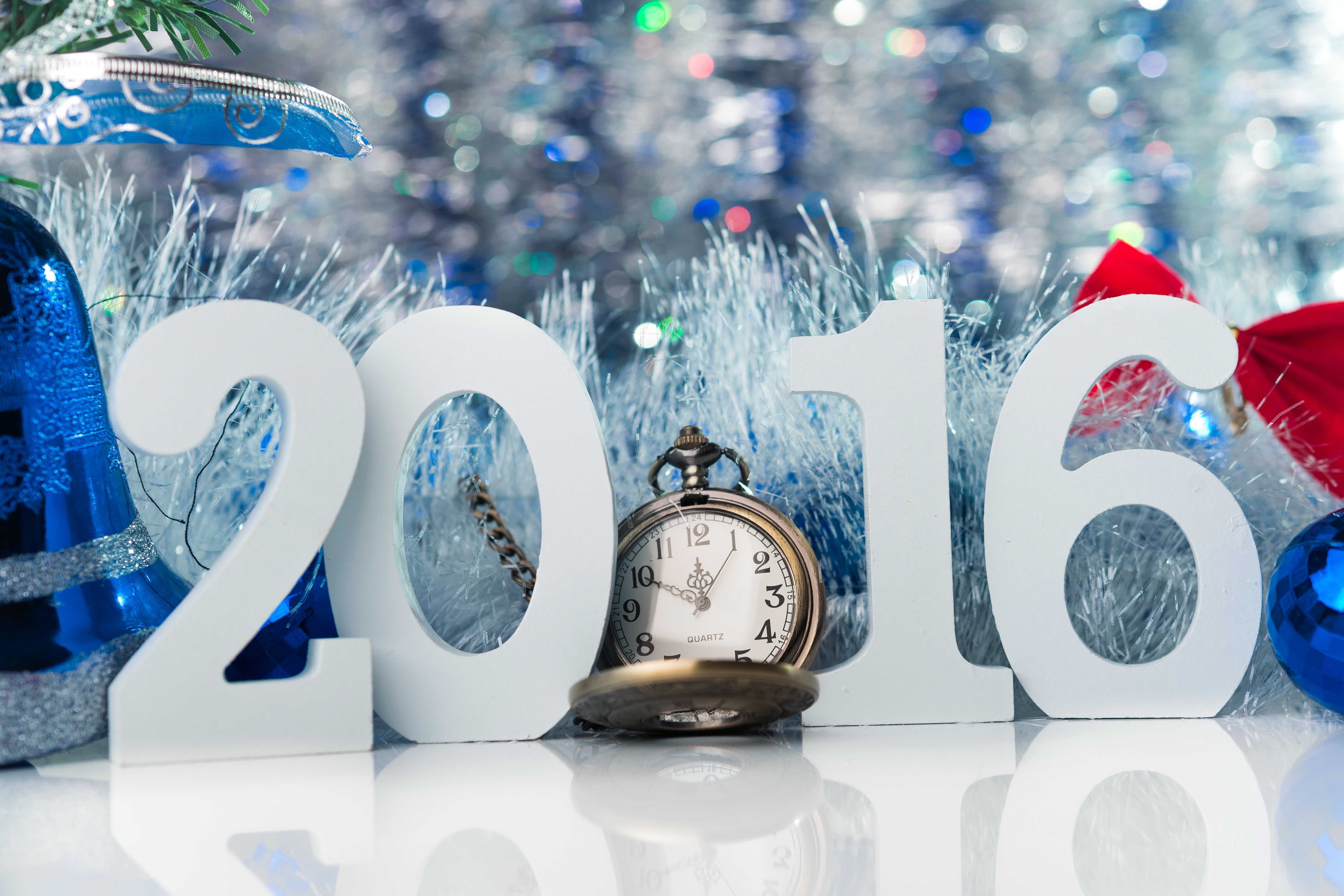 gift, white, holiday, 5K, silver colored, tree, deadline, timer, christmas, number, christmas Decoration, decoration, table, celebration, silver, pocket, HD Wallpaper