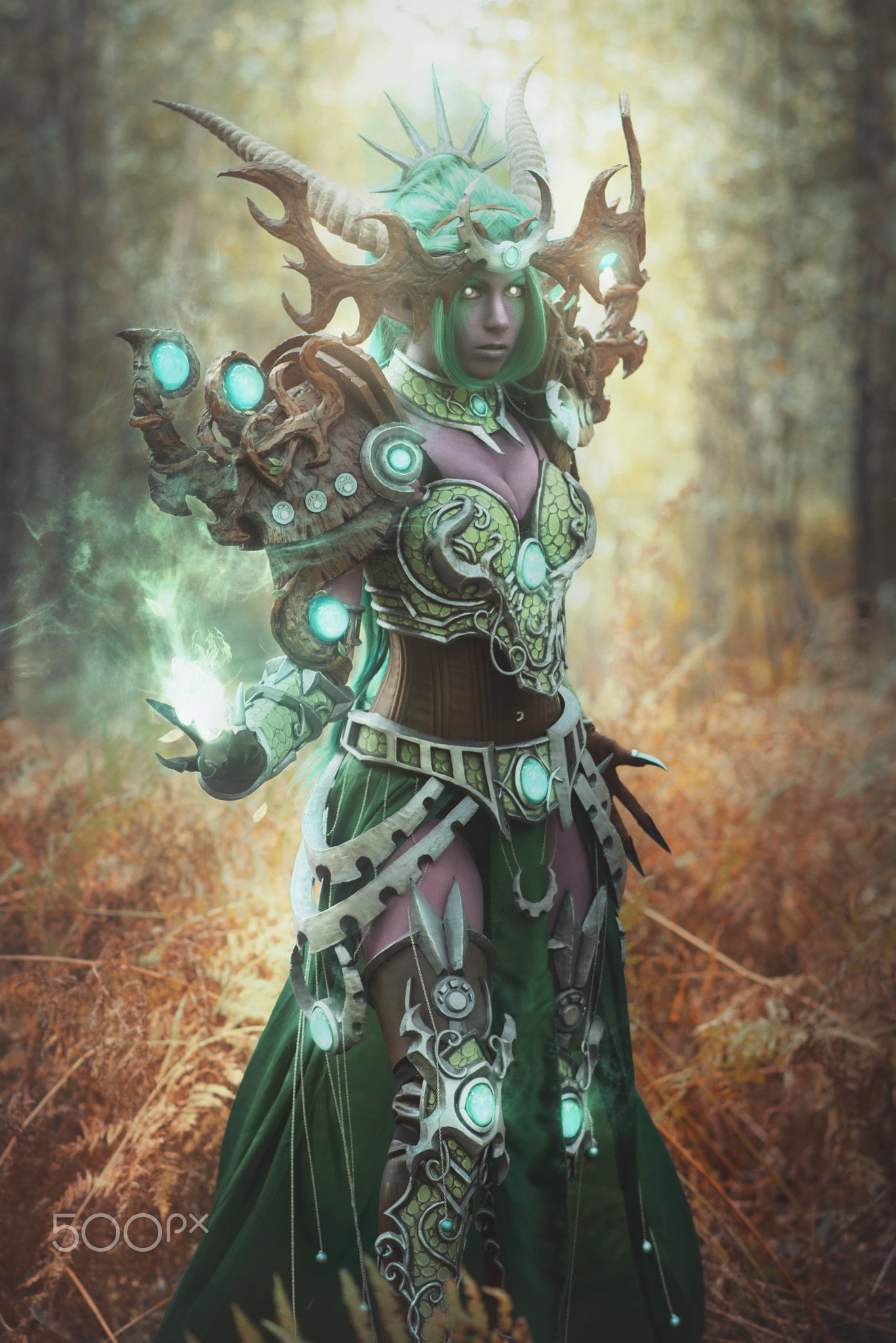 nature, adult, celebration, land, 1080P, tree, plant, fantasy, spooky, cosplay, mask, aggression, one person, 500px, horned, World of Warcraft, Druid, Phone HD Wallpaper