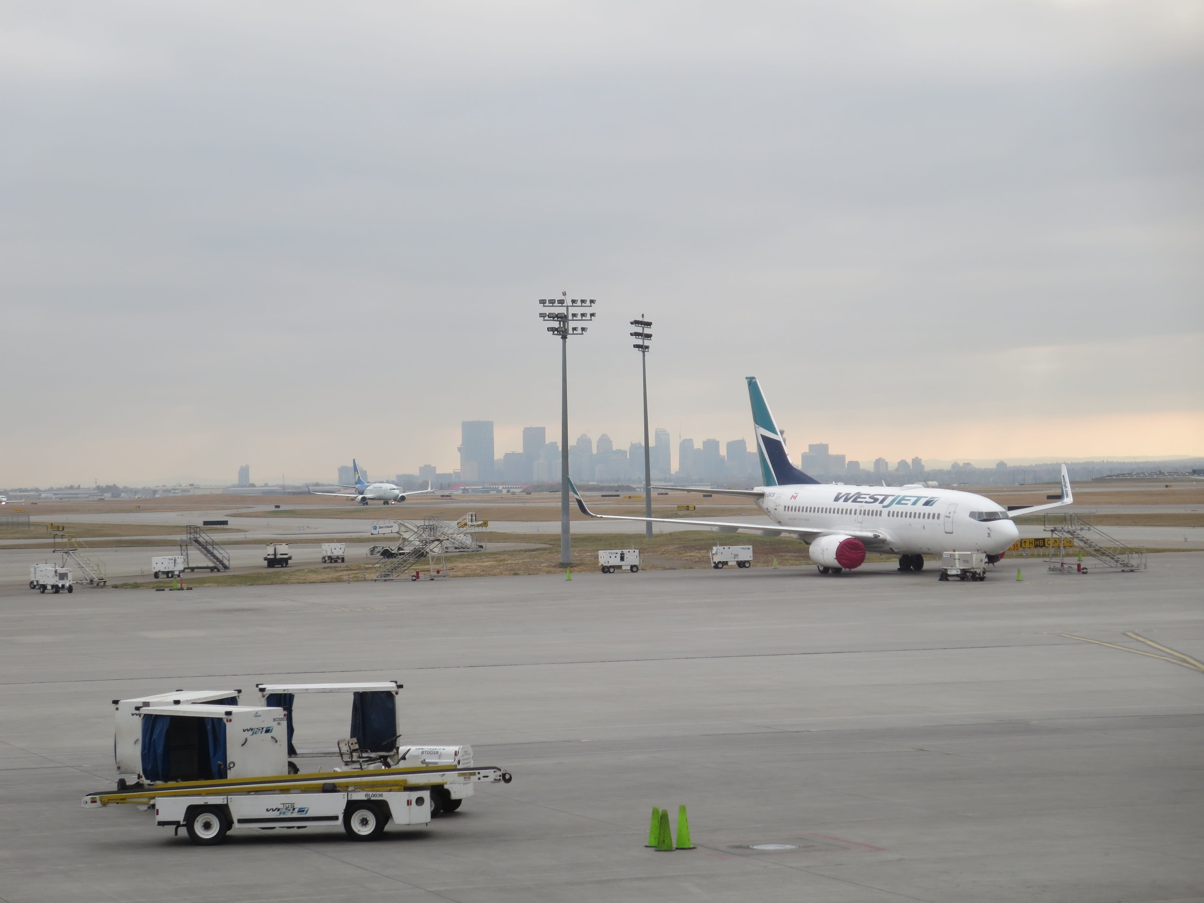 aviation, runway, Plane, air Vehicle, flying, mode of transportation, travel, boeing, airplane, mode of Transport, airport Runway, road, passenger, day, HD Wallpaper