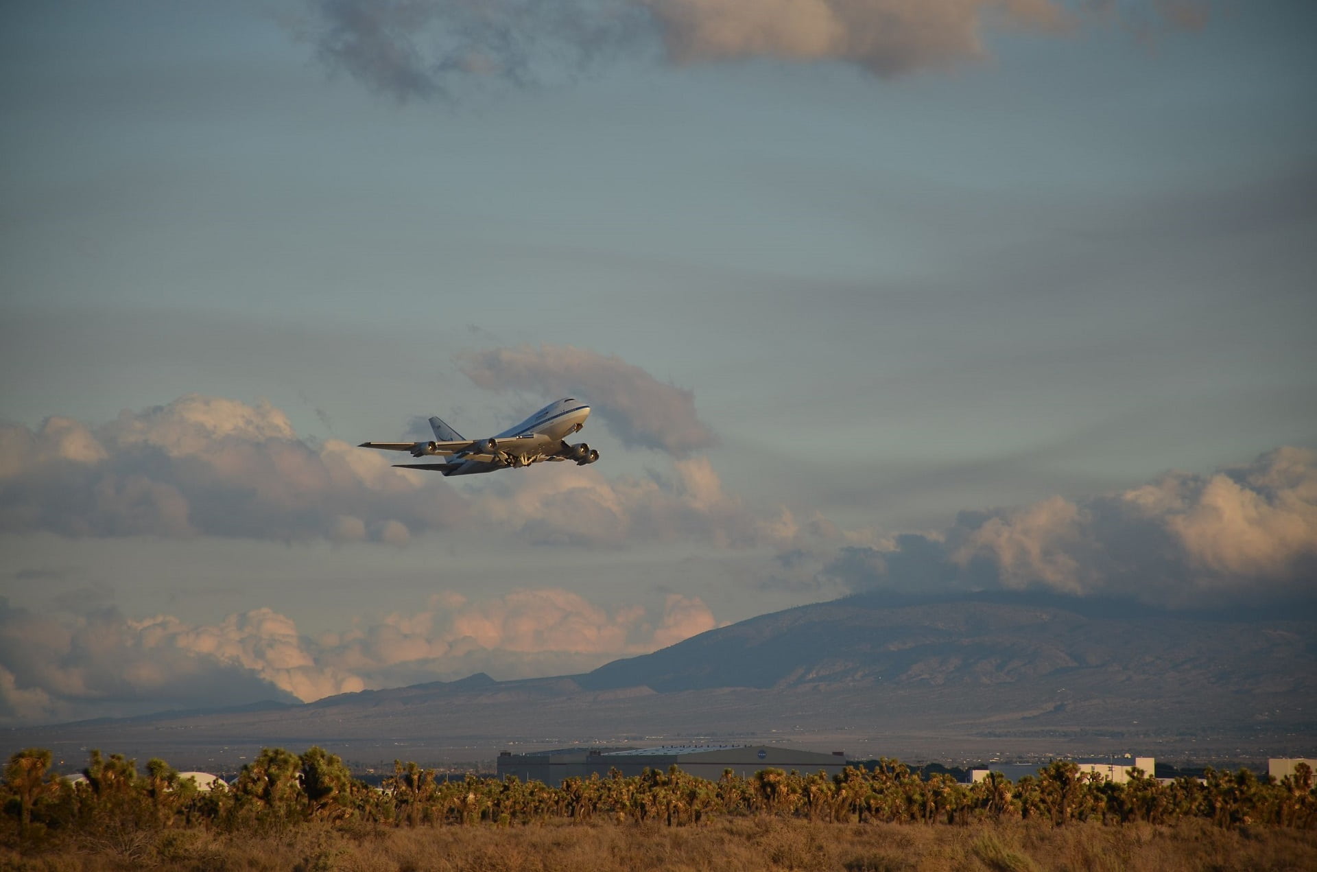 travel, airplane, sofia, motion, administration, military airplane, sky, takeoff, outdoors, flying, technology, air vehicle, sunset, flight, telescope, HD Wallpaper