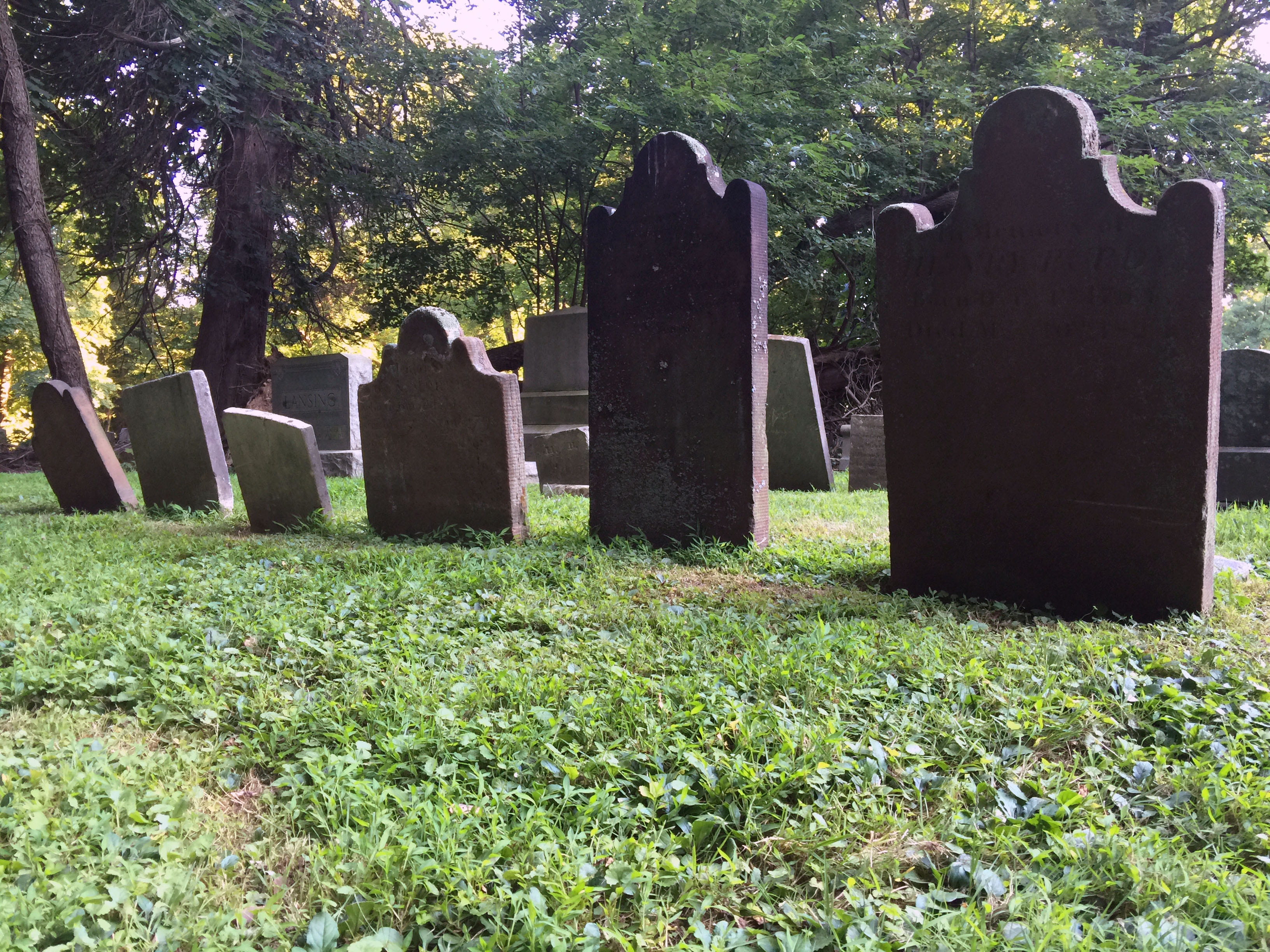 no people, plant, religion, stone material, memorial, day, grave, solid, spirituality, greenwich, nature, tombstone, grass, united states, tombstones, stone, HD Wallpaper