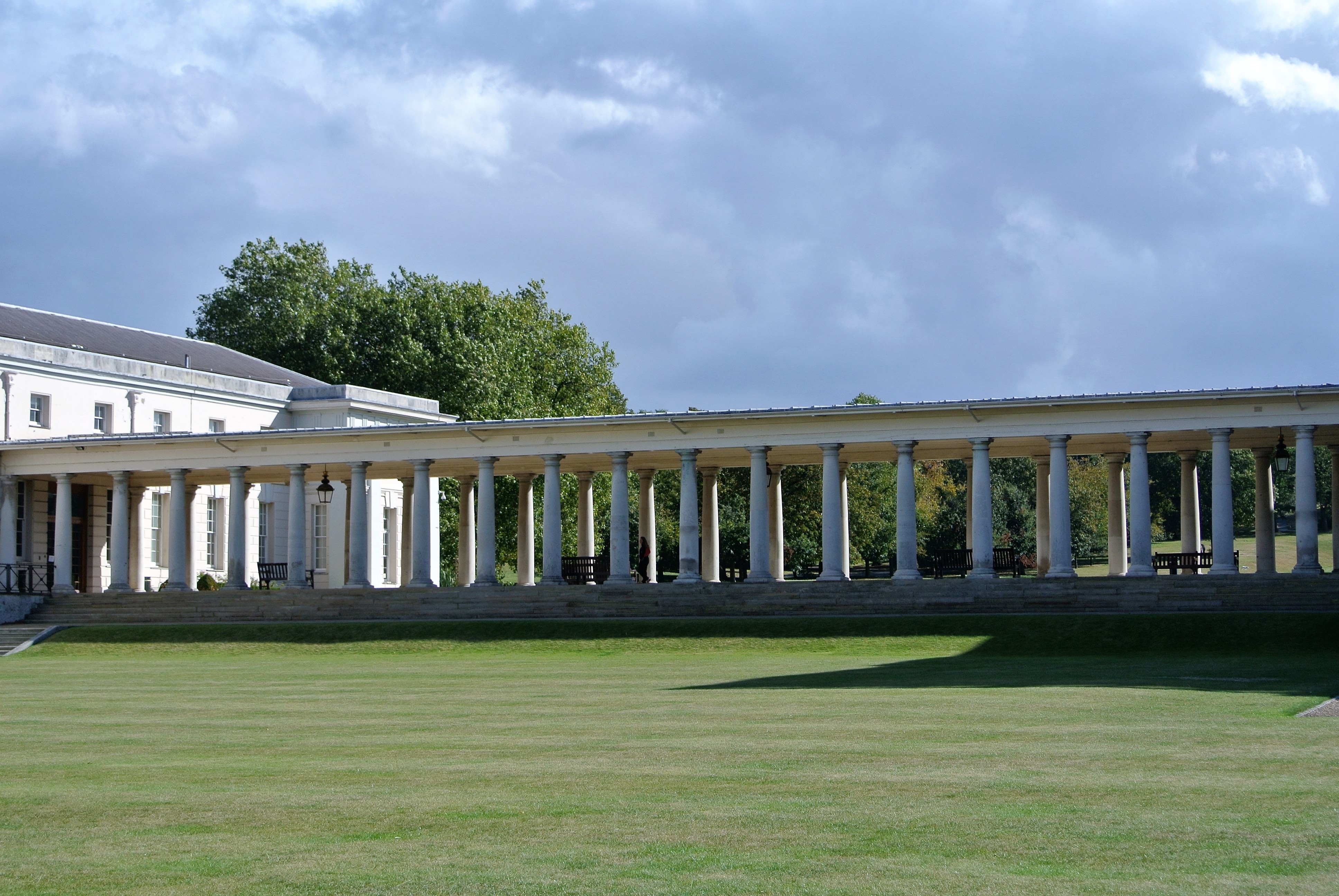 outdoors, naval, cloud - sky, green color, no people, built structure, architecture, greenwich, nature, lawn, grounds, building exterior, heritage, college, HD Wallpaper