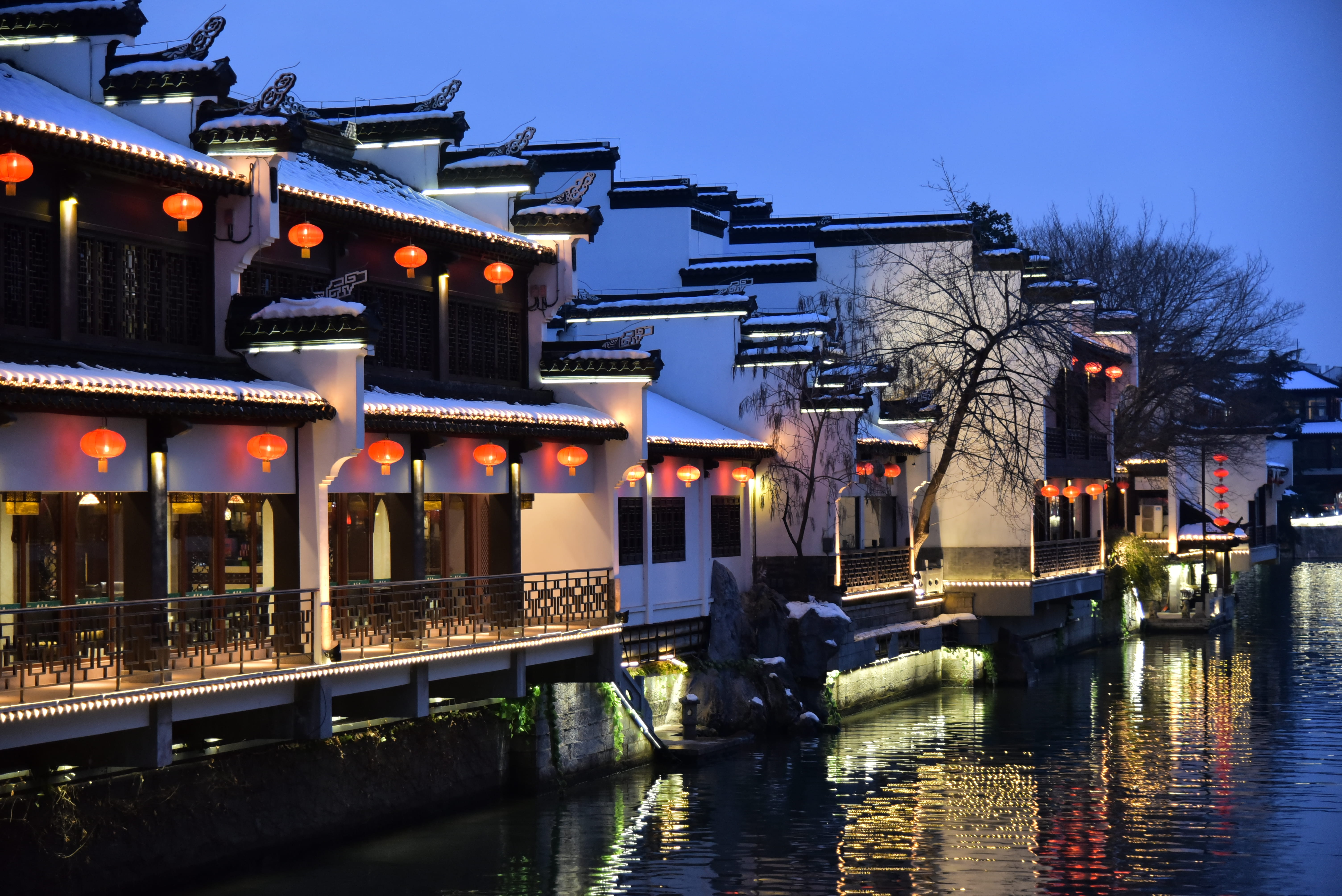 water, architecture, nature, illuminated, waterfront, nanjing, connection, 5K, sky, night, bridge, chinese architecture, tree, dusk, travel destinations, HD Wallpaper