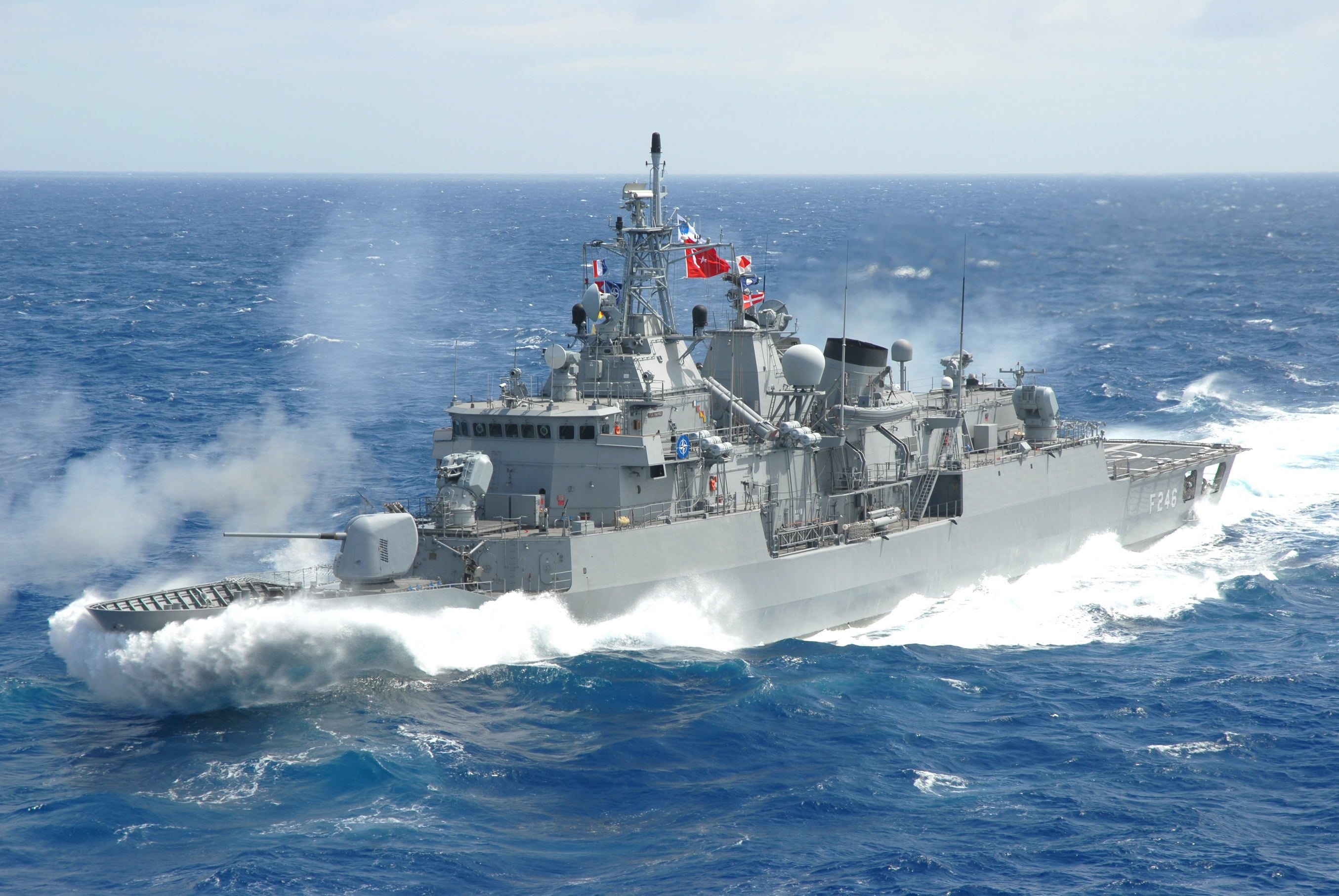 2K, Sea, Turkish Navy, The frigates of the " Barbaros", Ship, Wave, TCG Salihreis (F-246), HD Wallpaper