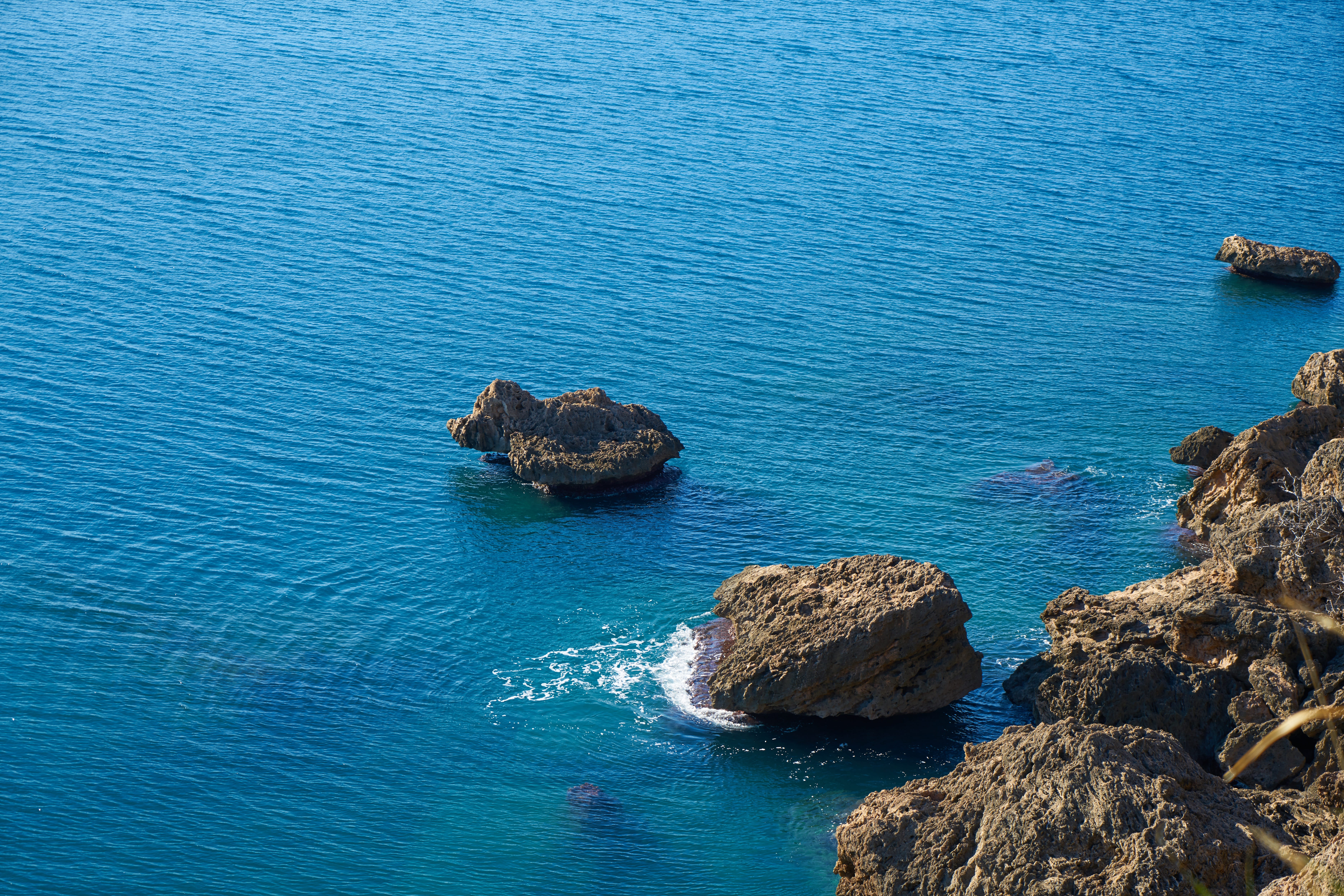 non-urban scene, rocks, high angle view, rock formation, peaceful, color, coastal, romantic, relax, rest, rock - object, tranquil scene, solid, sea, horizon, HD Wallpaper