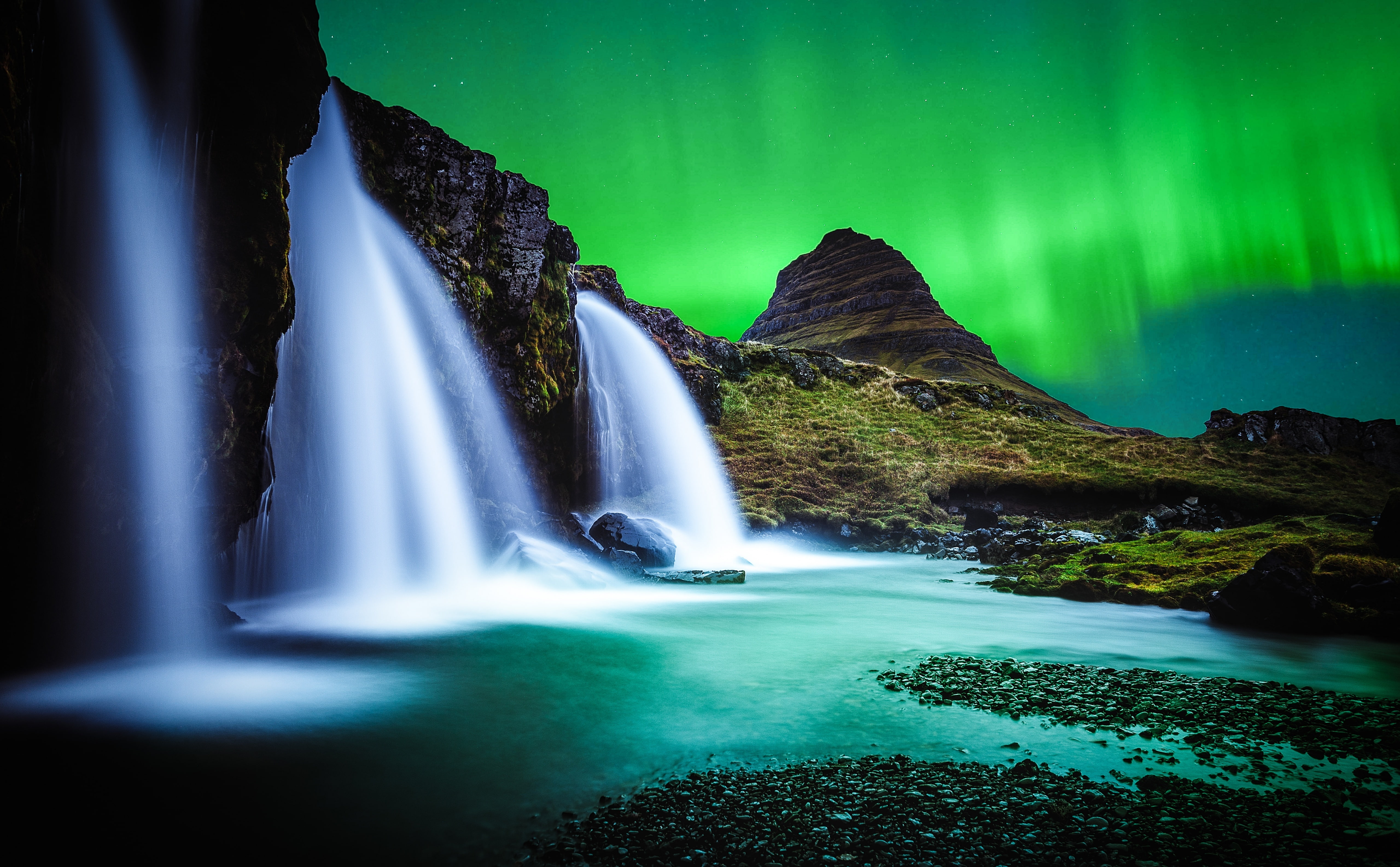 Europe, boreal, night, 5K, kirkjufellsfoss, olafsvik, rock, flowing, Waterfall, Mountain, Lights, sky, idyllic, Nature, motion, Travel, star - space, ecotourism, HD Wallpaper