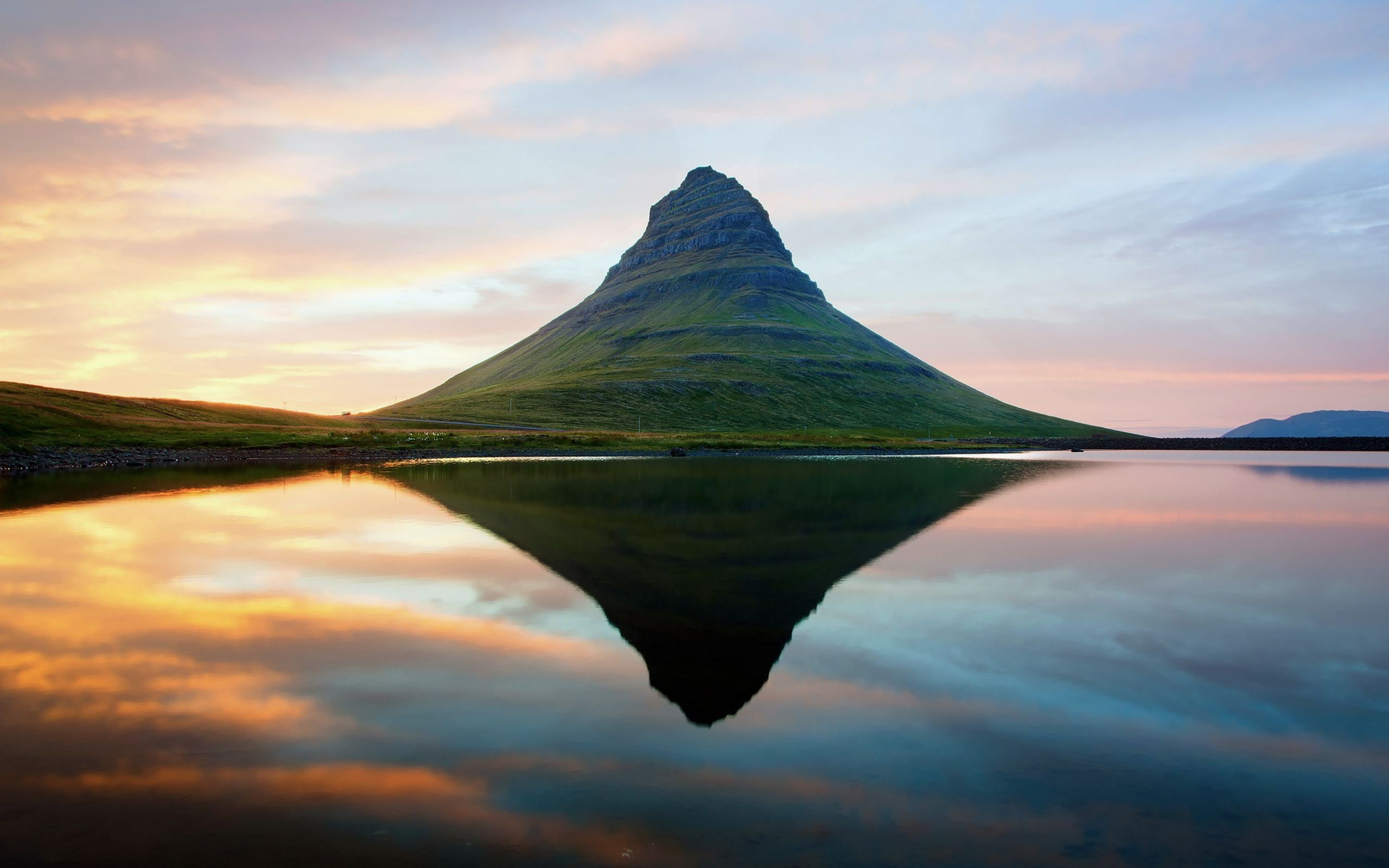 landscape, mountains, 2K, nature, Iceland, reflection, Kirkjufell, lake, HD Wallpaper