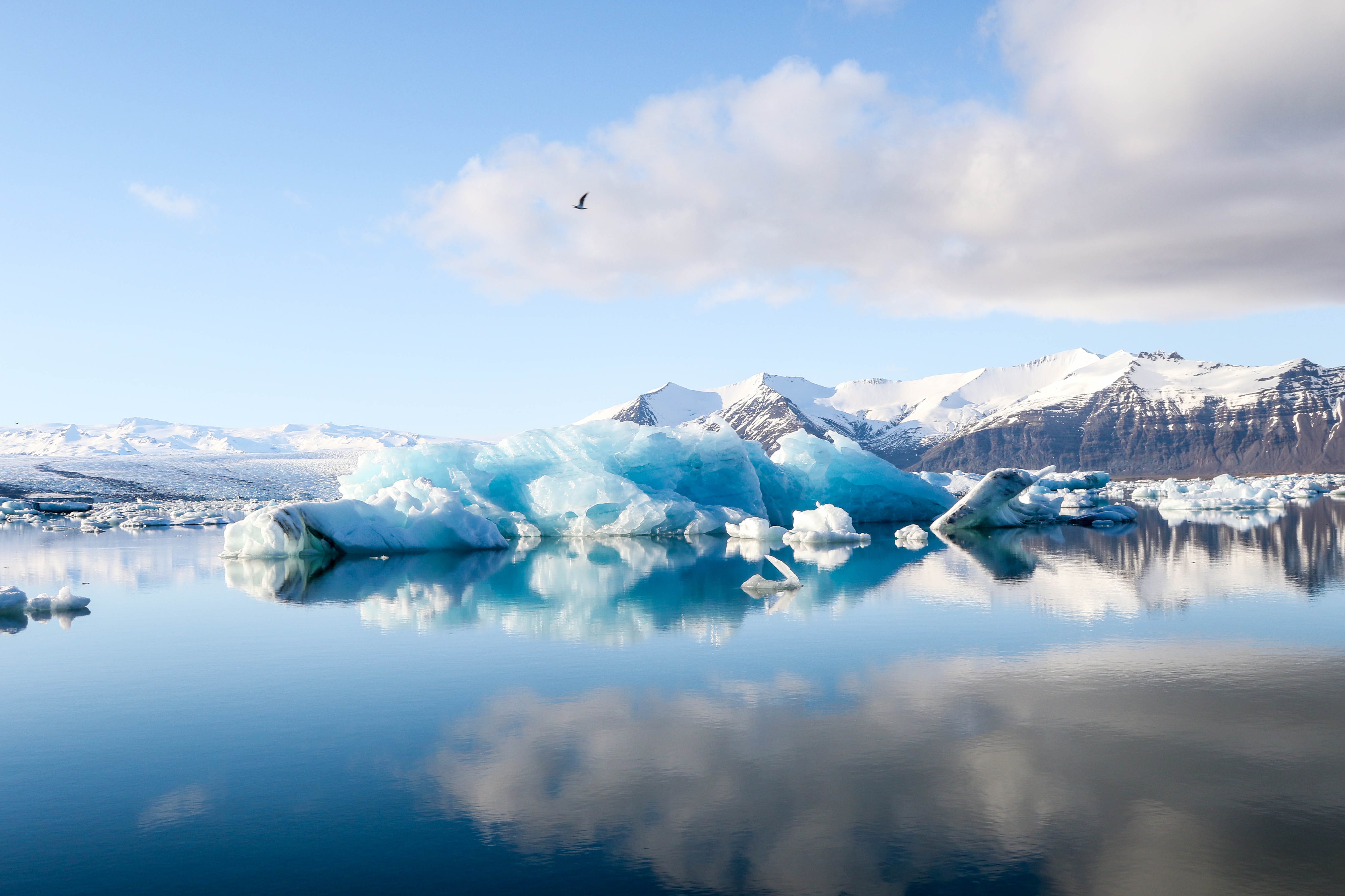 alp, sky, outdoors, iceberg, ice, lake, scenics - nature, blue, mountain Peak, scenery, 5K, water, reflection, landscape, lagoon, body, floating on water, HD Wallpaper