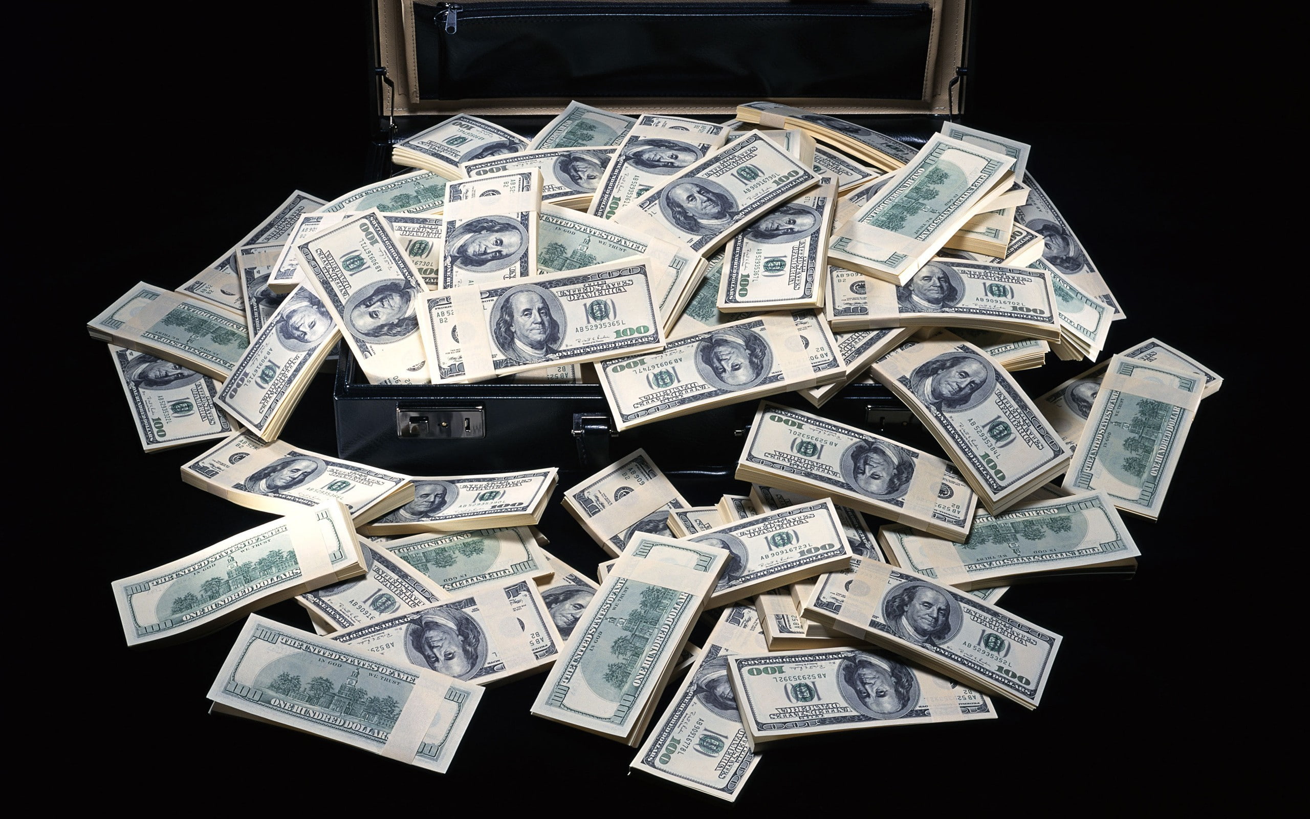 black background, large group of objects, money, currency, high angle view, wealth, no people, indoors, finance, business, abundance, bag, heap, still life, HD Wallpaper