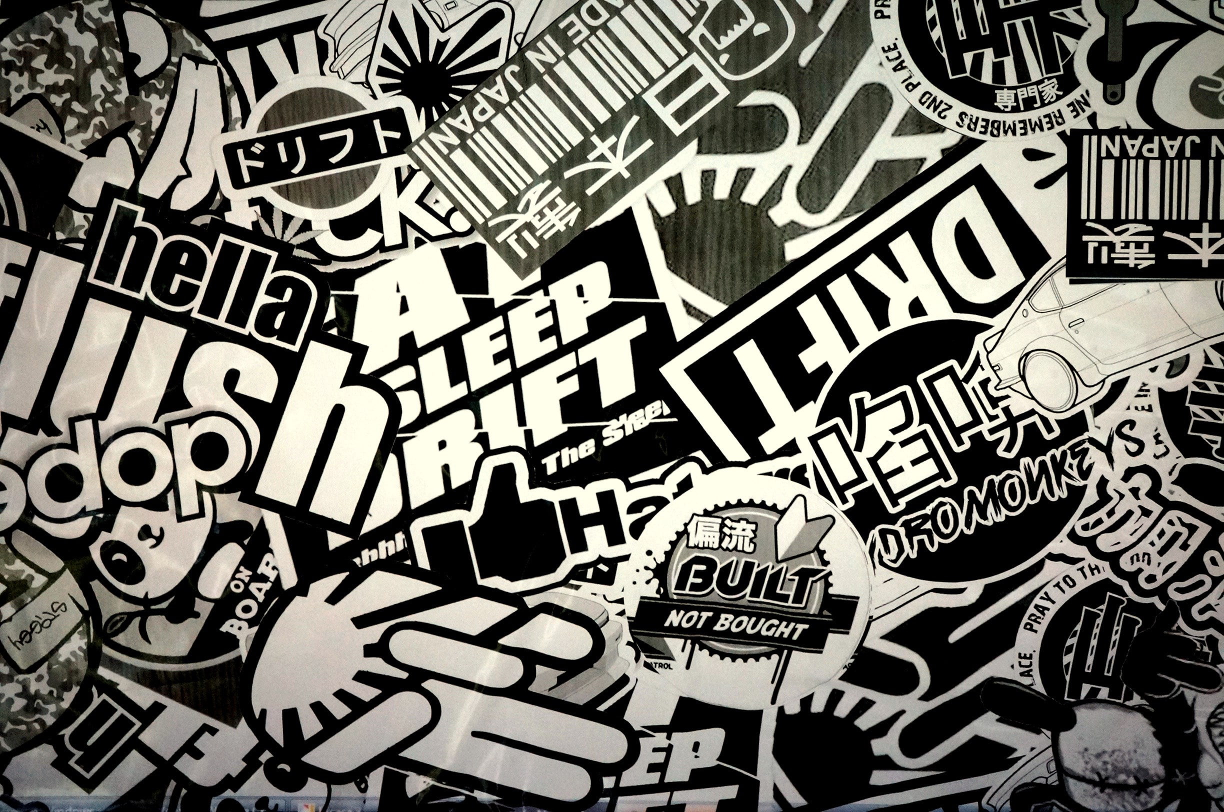 abundance, western script, aggression, arts culture and entertainment, collection, backgrounds, pattern, technology, full frame, the media, human representation, HD Wallpaper