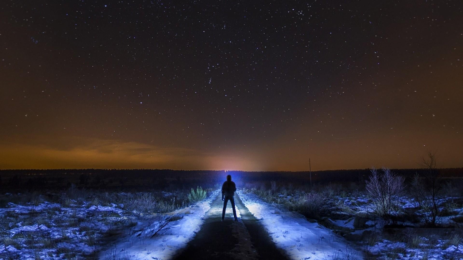 sky, outdoors, freezing, starry night, rear view, star field, star - space, real people, night sky, the way forward, warm clothing, human, direction, starry, HD Wallpaper