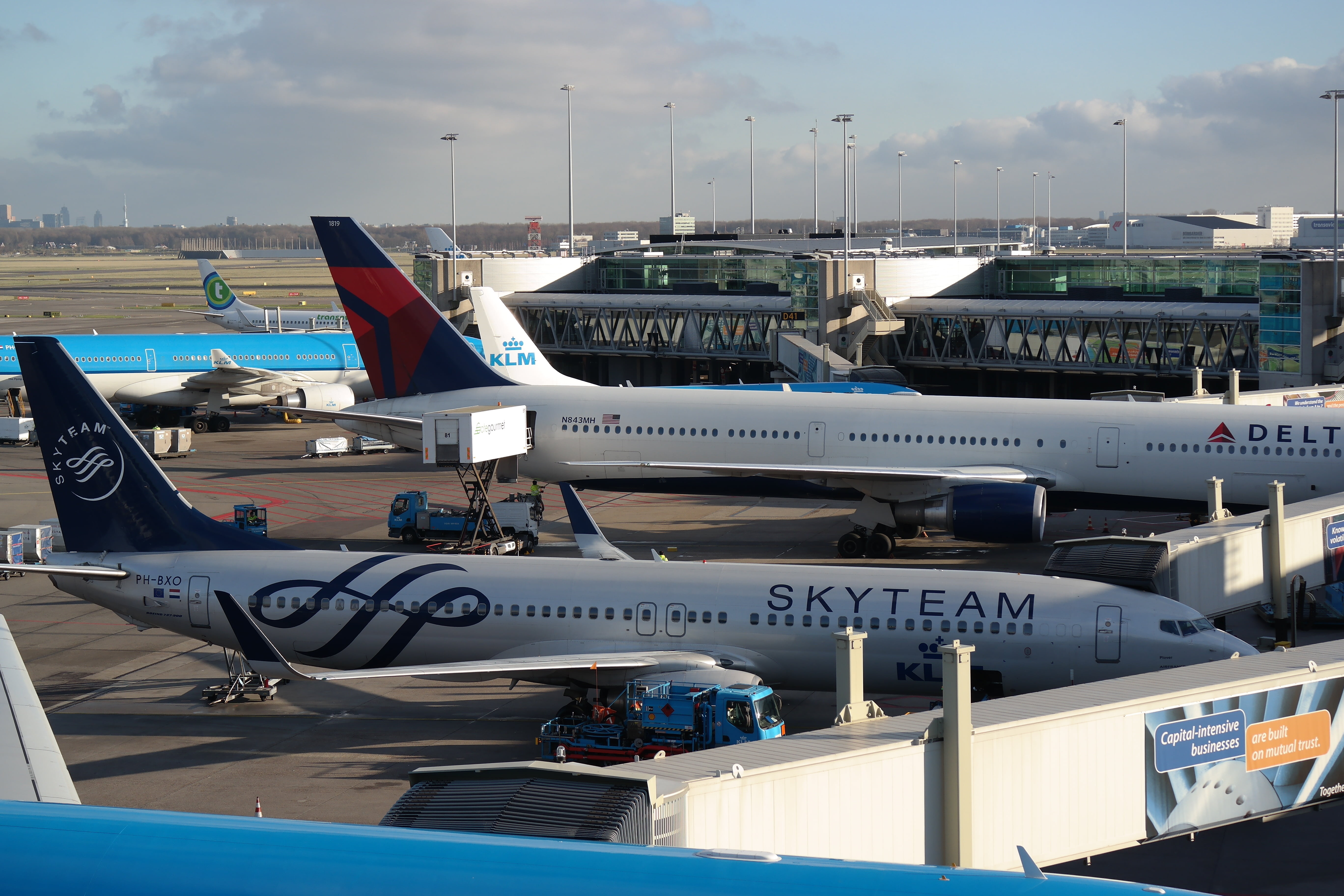 airliner, amsterdam, turbine, sea, transportation, moored, runway, sky, harbor, airport, airplane, fly, mode of transportation, terrace, outdoors, cruise ship, HD Wallpaper