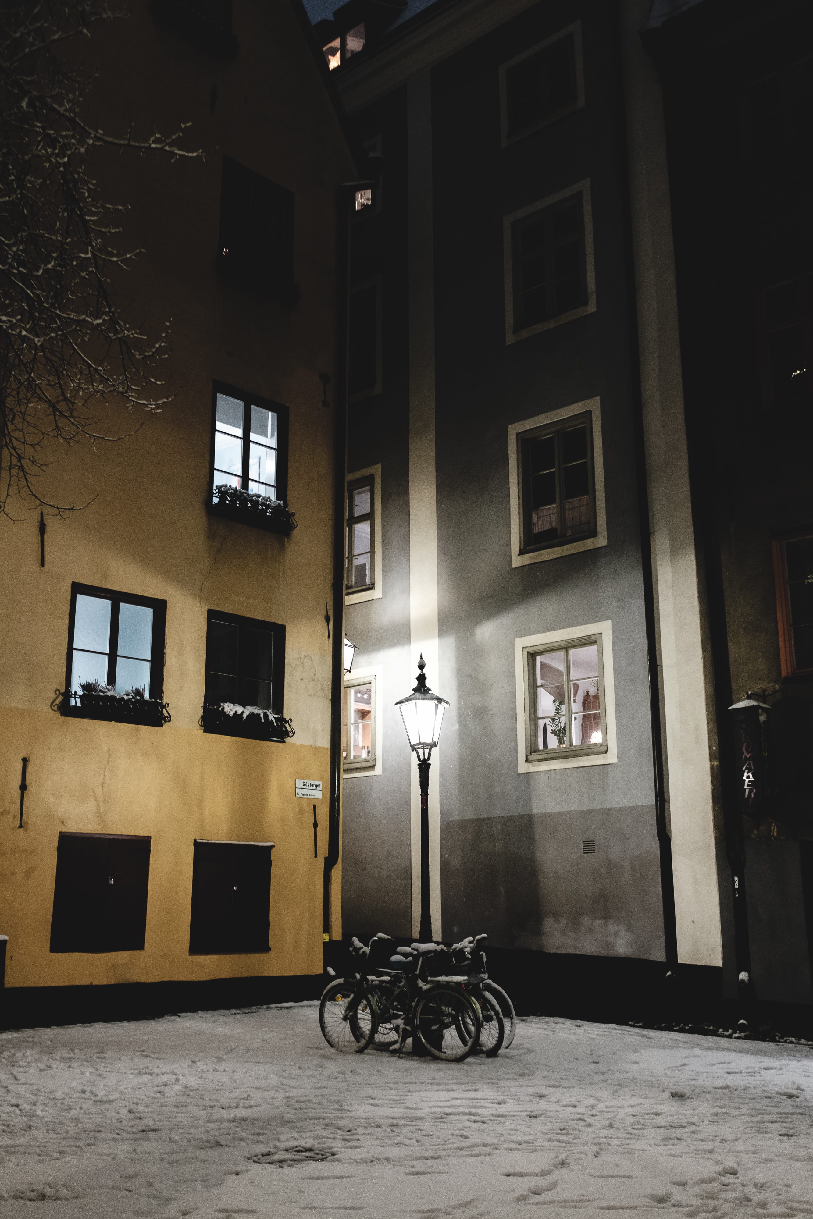 outdoors, cosy, door, residential district, street, house, window, no people, wall, city, illuminated, scandinavia, muted, parking, old town, building, Phone HD Wallpaper