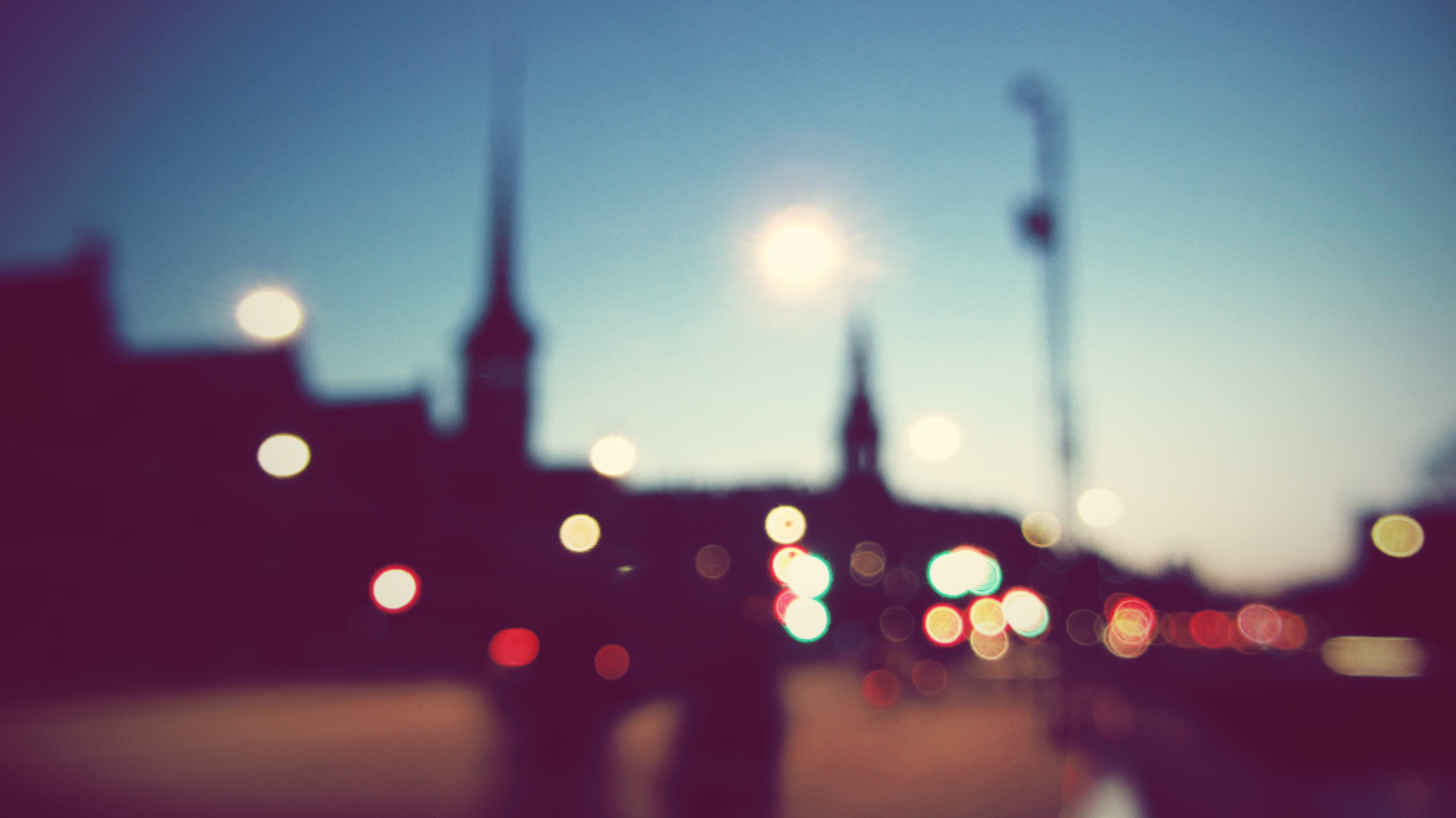evening, travel, cityscape, building exterior, 4K, scandinavian, built structure, lights, lens flare, european, mystery, street, city street, outdoors, HD Wallpaper