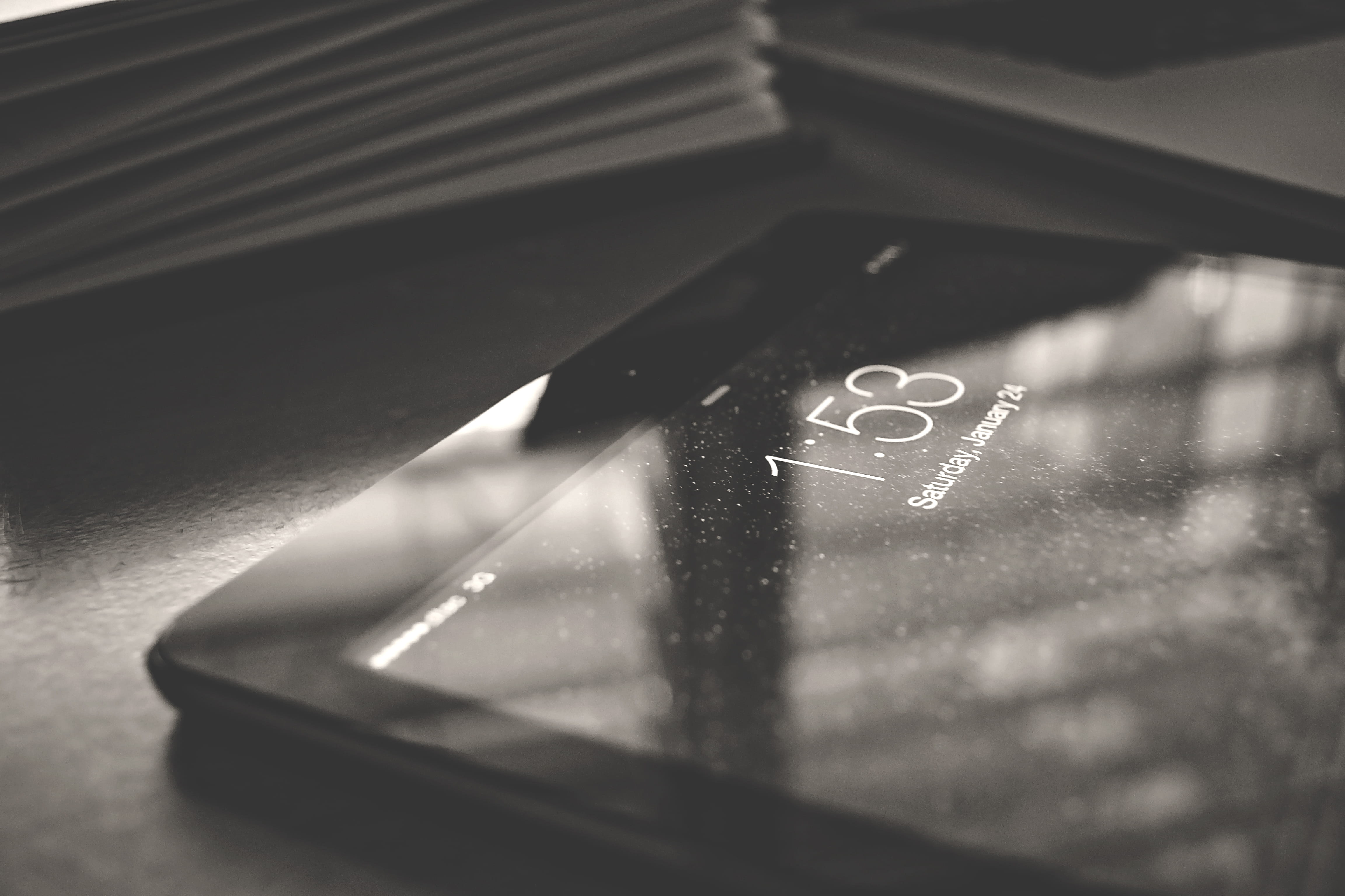 no people, ipad, glass - material, window, photographed, technology, view, sign, number, closeup, text, date, selective focus, white, love, indoors, air, HD Wallpaper