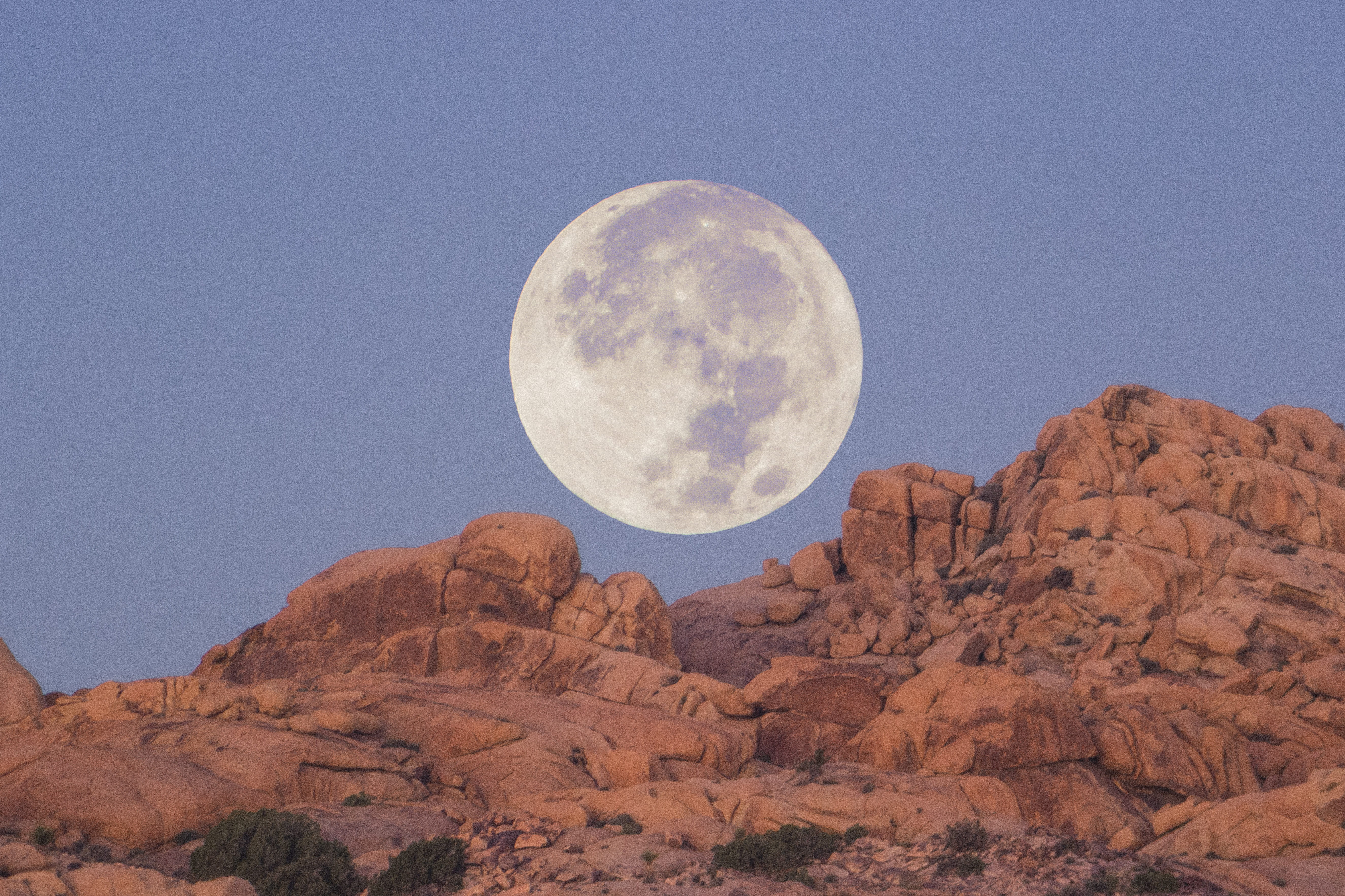 shape, solid, arid climate, moon, circle, california, no people, desert, explore, rock, beauty in nature, clear sky, geometric shape, mountain, nature, HD Wallpaper