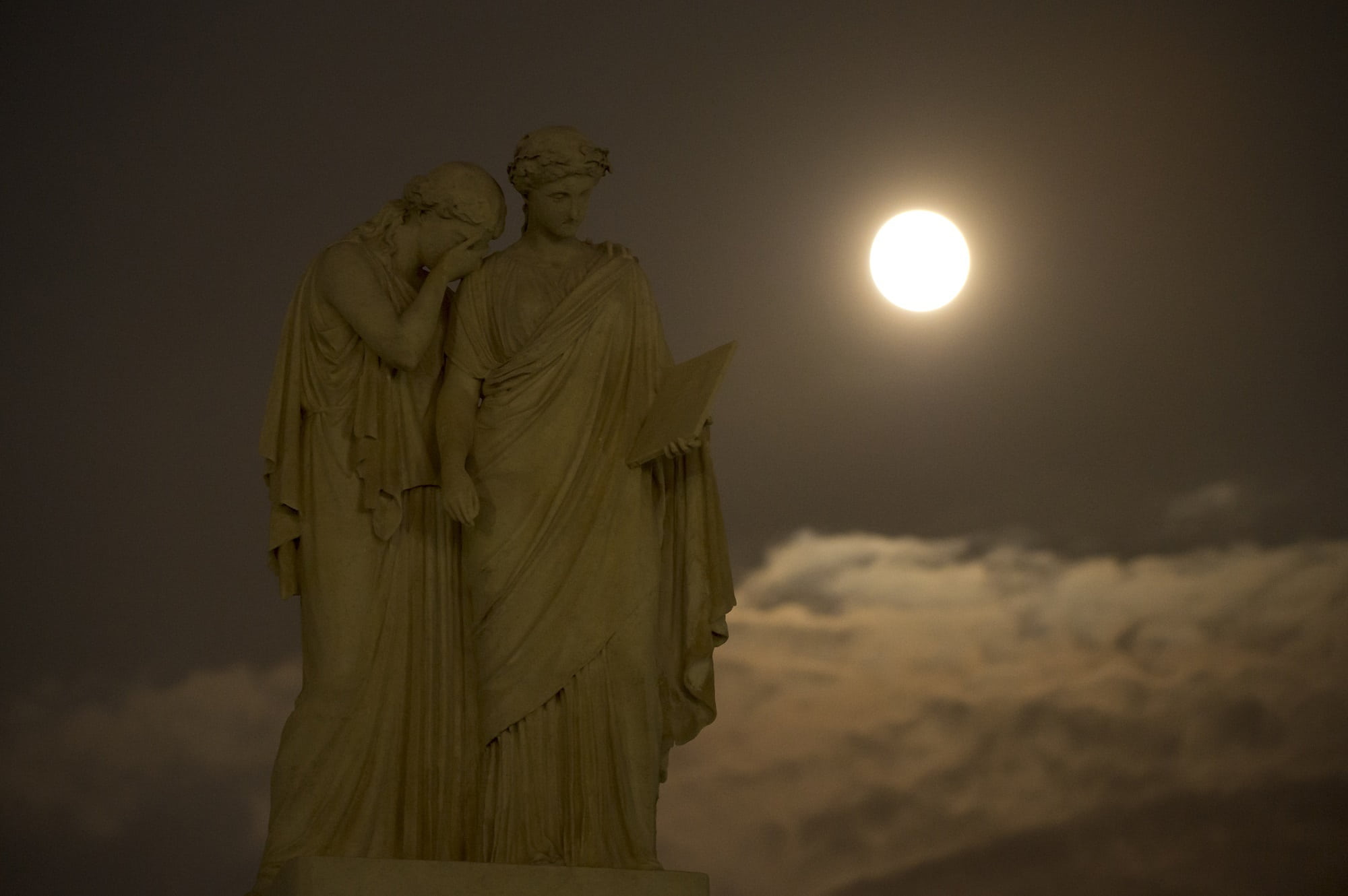 spirituality, sky, new moon, naval monument, astronomy, history, two, peace monument, creativity, religion, human representation, grief, america, architecture, HD Wallpaper