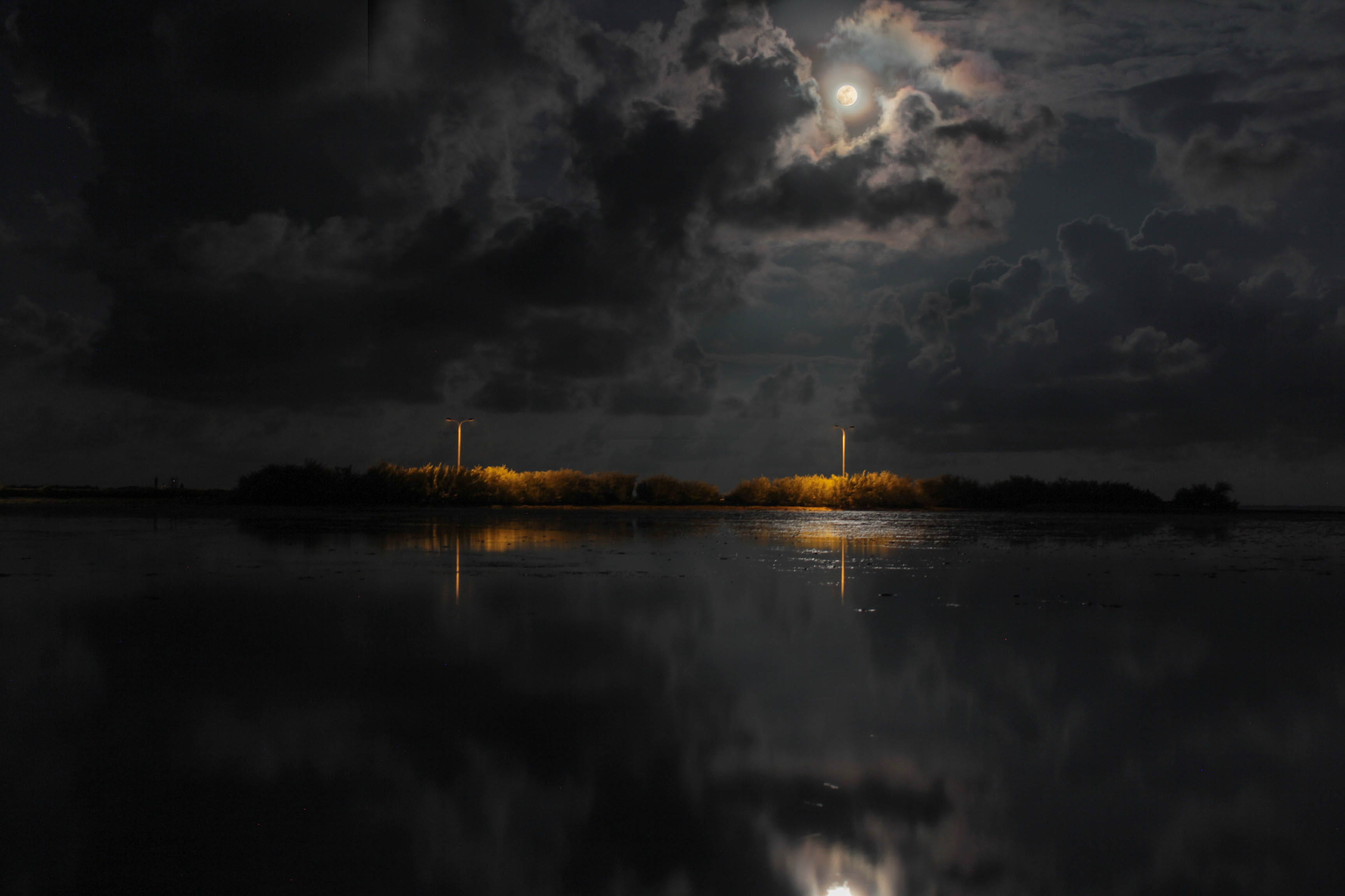 nature, non-urban scene, 2K, water, no people, reflection, supermoon, scenics - nature, illuminated, beauty in nature, moon, moonlight, maldives, outdoors, HD Wallpaper