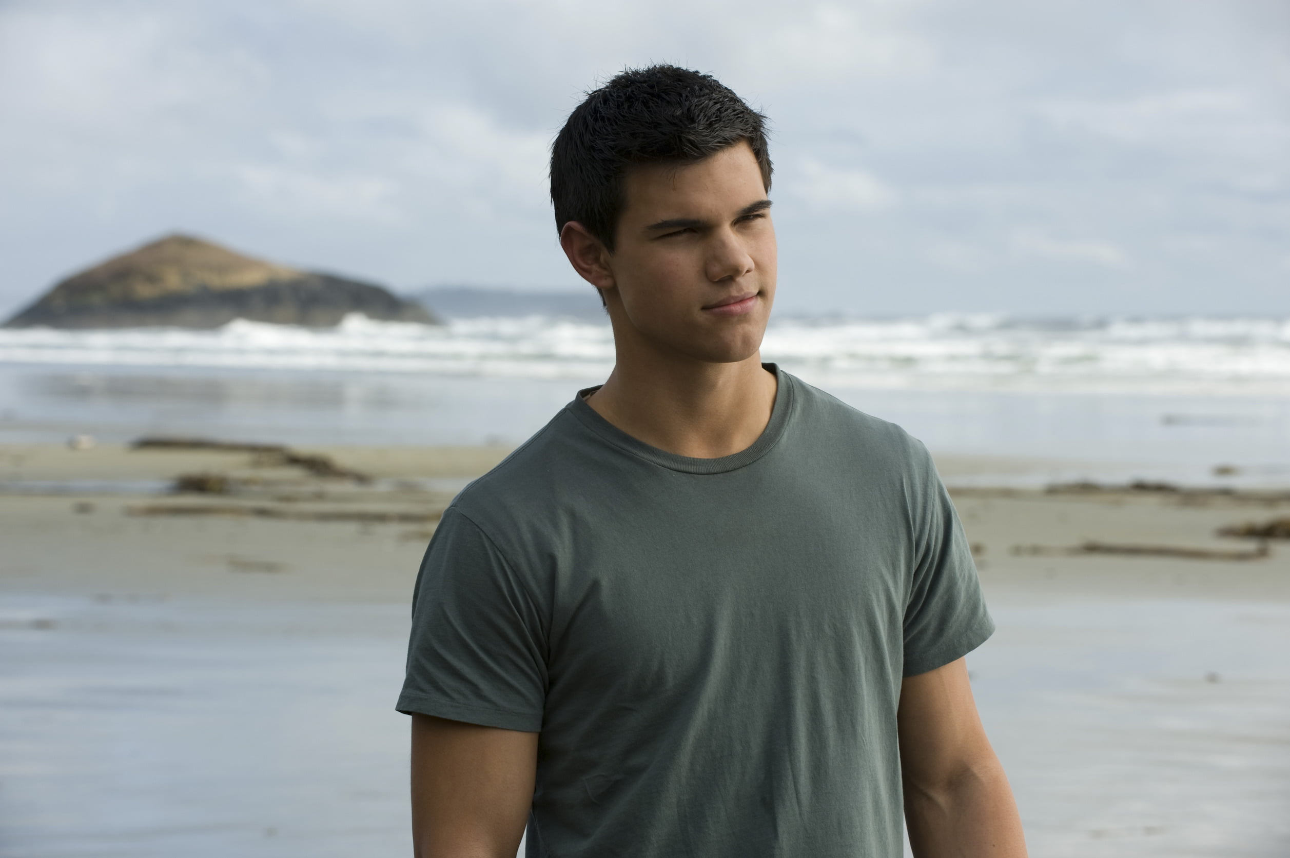 waist up, focus on foreground, outdoors, adults Only, only Young Men, day, sand, coastline, land, contemplation, teenager, summer, new moon, romance, one Young Man Only, HD Wallpaper