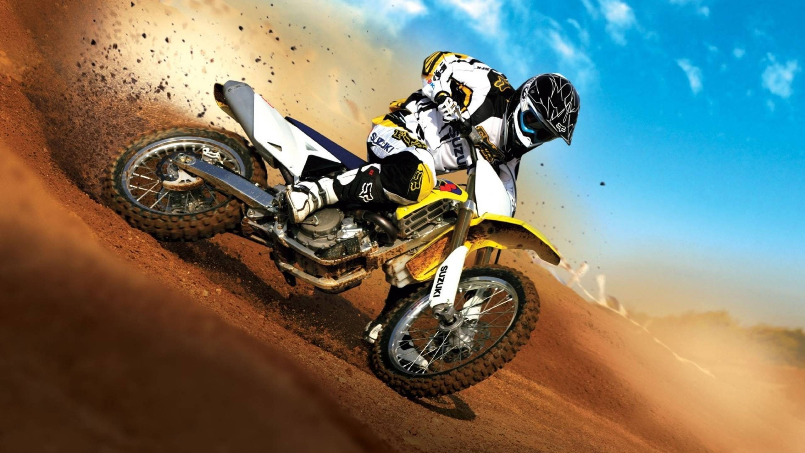 mode of transportation, outdoors, desert, sky, dust, 2K, transportation, crash helmet, competitive sport, motocross, sport, land vehicle, speed, wheel, HD Wallpaper