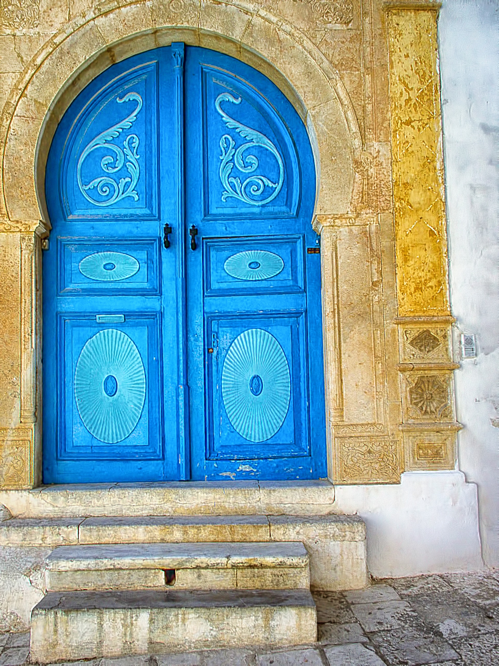 the republic of tunisia, sidi bou said, outdoors, tunisia, blue, built structure, safety, 2K, arch, building, entrance, staircase, pattern, architecture, Phone HD Wallpaper