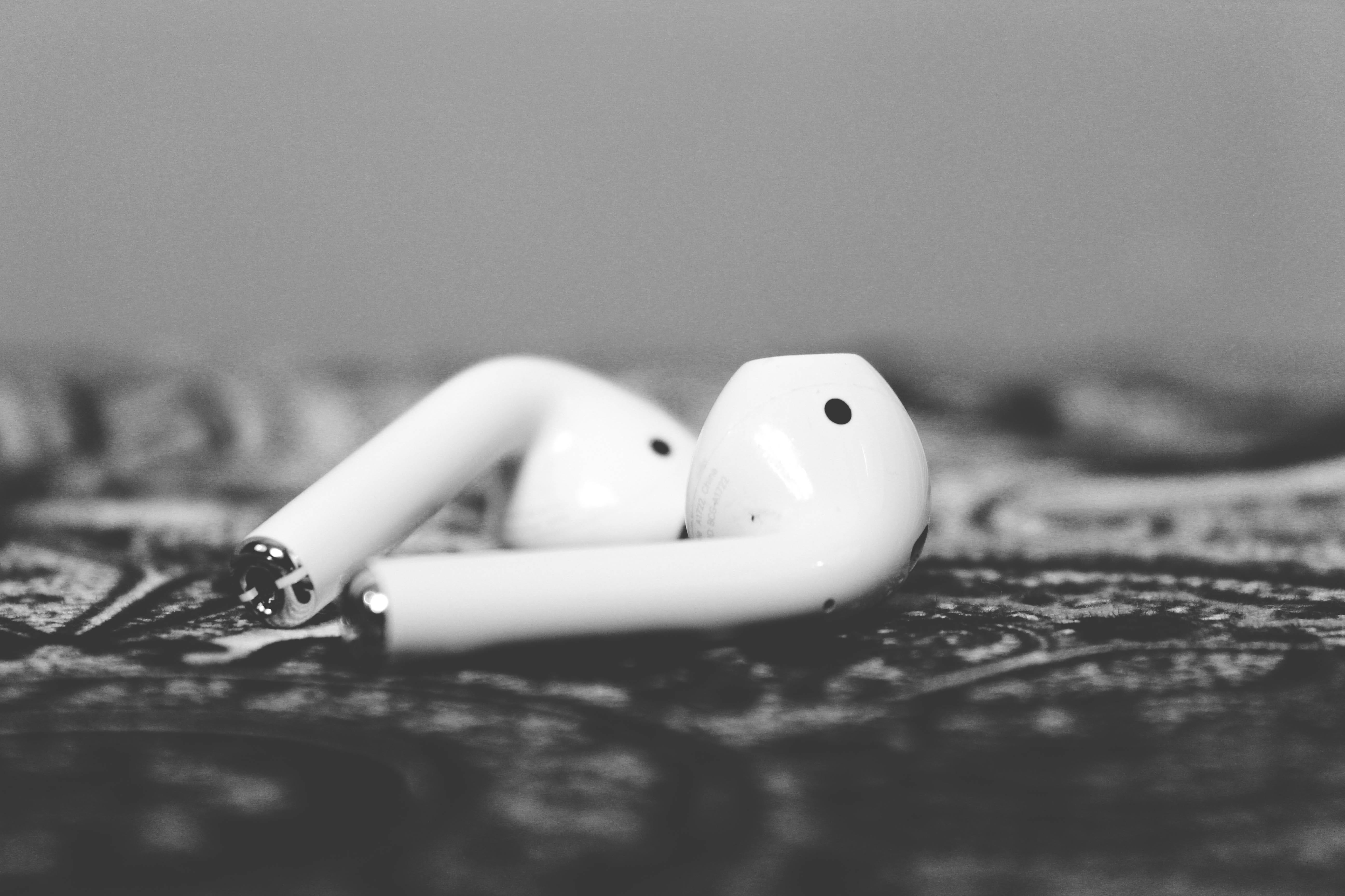 representation, copy space, single object, airpods, headphones, 5K, no people, design, indoors, close-up, number, music, man made, bandw, toy, human representation, HD Wallpaper