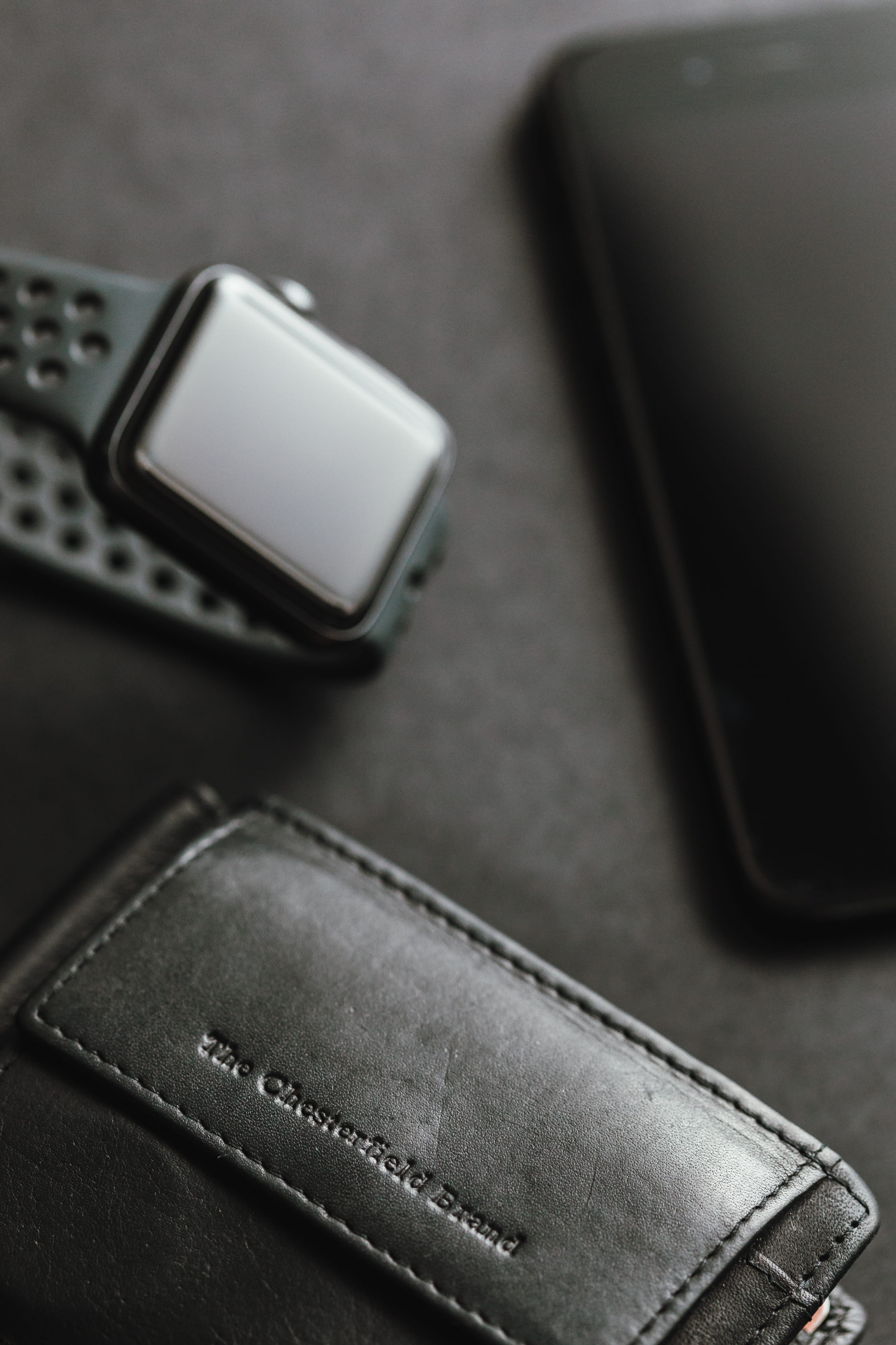accessories, table, wallet, near, men, 4K, no people, space, portable information device, nike, accessory, aluminum, cell phone, dark, apple, communication, Phone HD Wallpaper