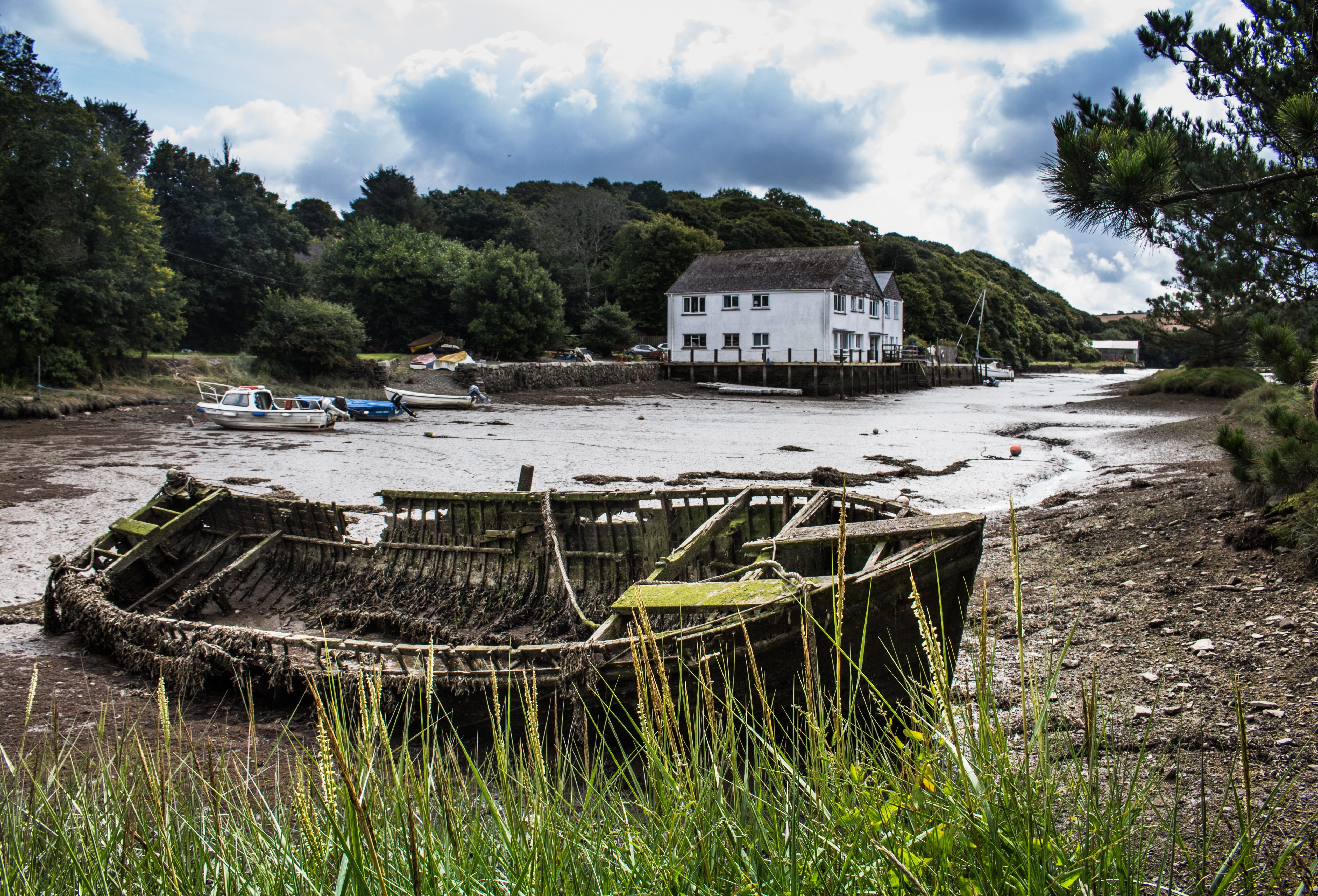 nautical vessel, building, growth, nature, architecture, sky, building exterior, gweek, no people, tree, beach, water, cloud - sky, village, landscape, HD Wallpaper