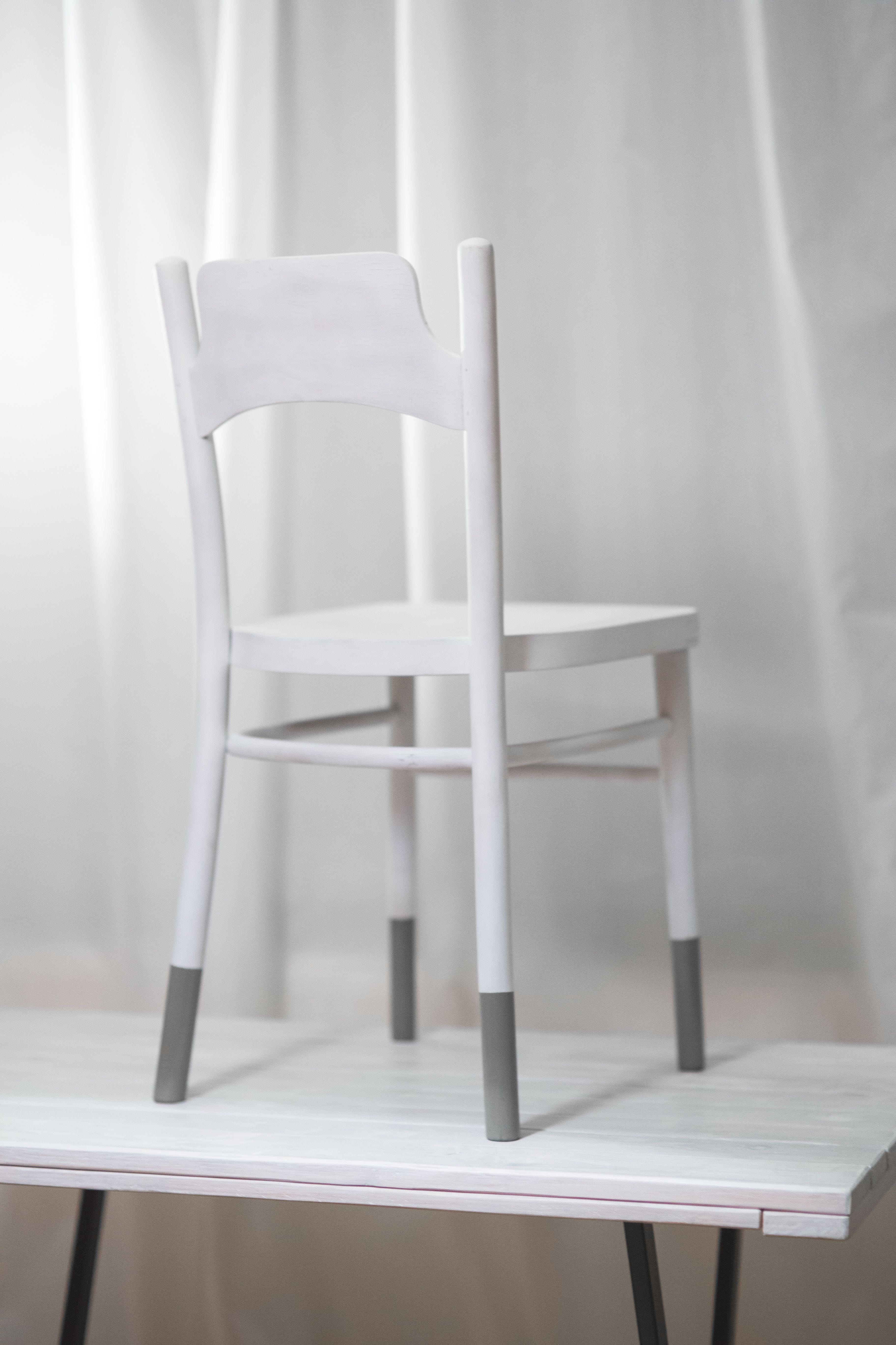 camera, white, decor, domestic Room, miscellaneous, motivational, seat, wall - building feature, wood - Material, empty, 5K, metal, home interior, table, Phone HD Wallpaper