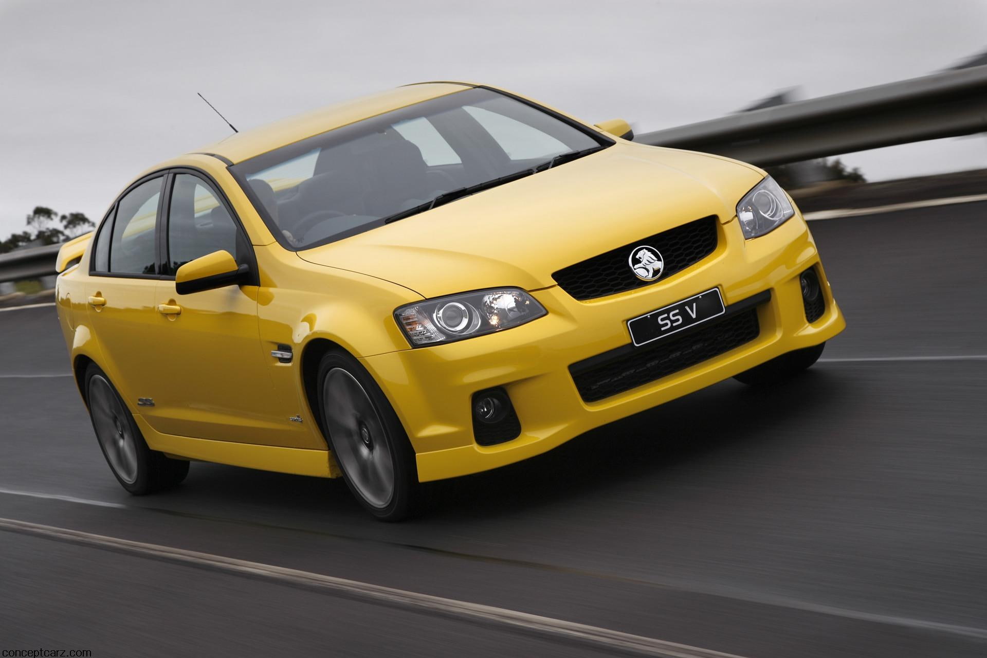 day, sports car, road marking, speed, no people, transportation, taxi, travel, yellow, symbol, ssv, yellow taxi, architecture, holden, commodore, land vehicle, HD Wallpaper