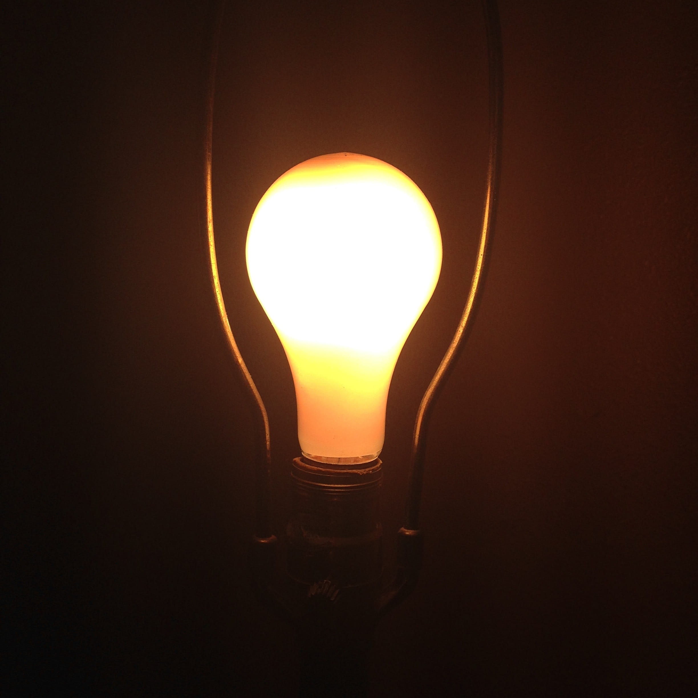 bright, on, light - natural phenomenon, 1080P, technology, electric light, imagination, glowing, flame, edison, electricity, light bulb, fire, no people, Phone HD Wallpaper