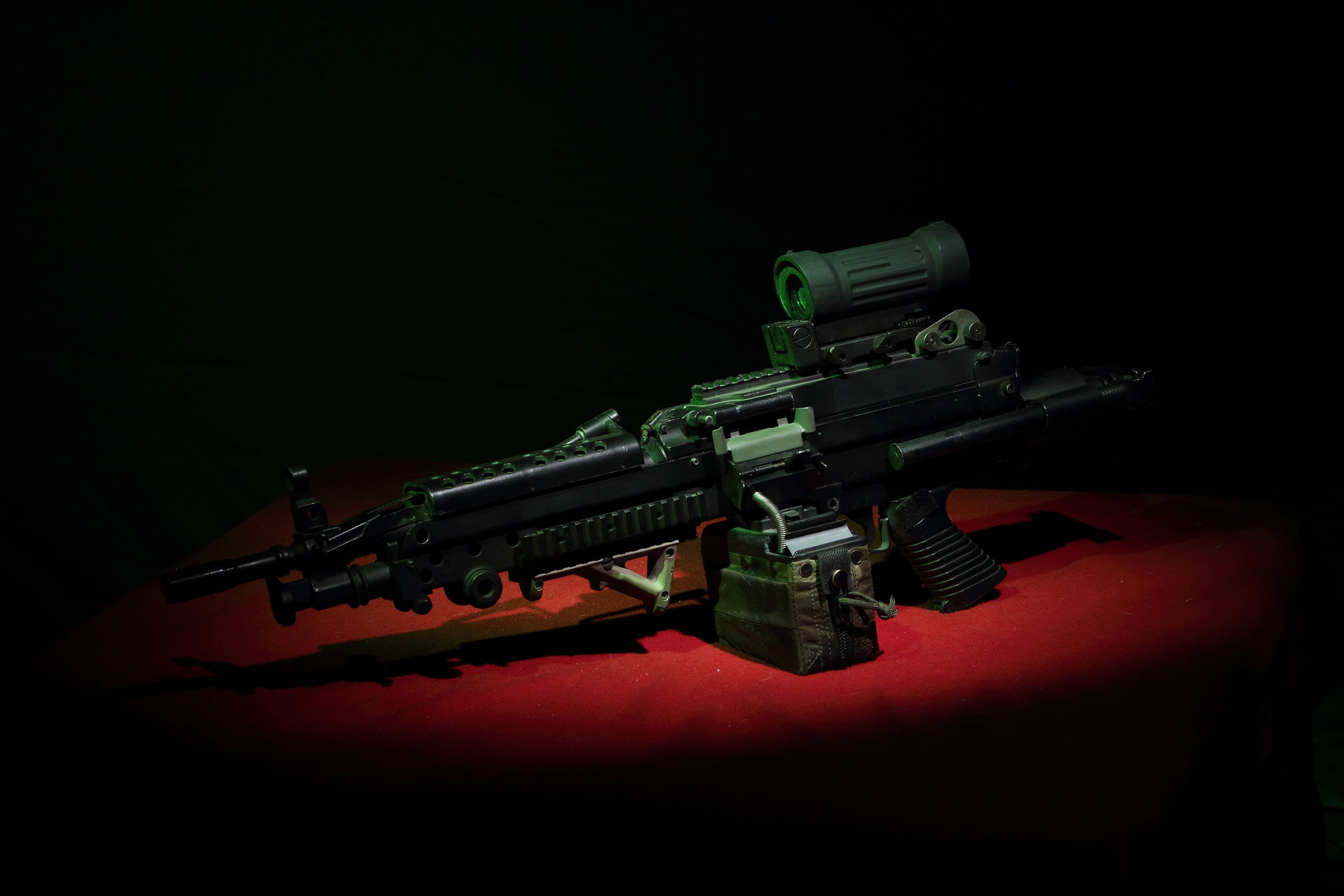 communication, arts culture and entertainment, still life, weapon, weapons, aggression, 1080P, manual, ominous, violence, close-up, gun, single object, HD Wallpaper