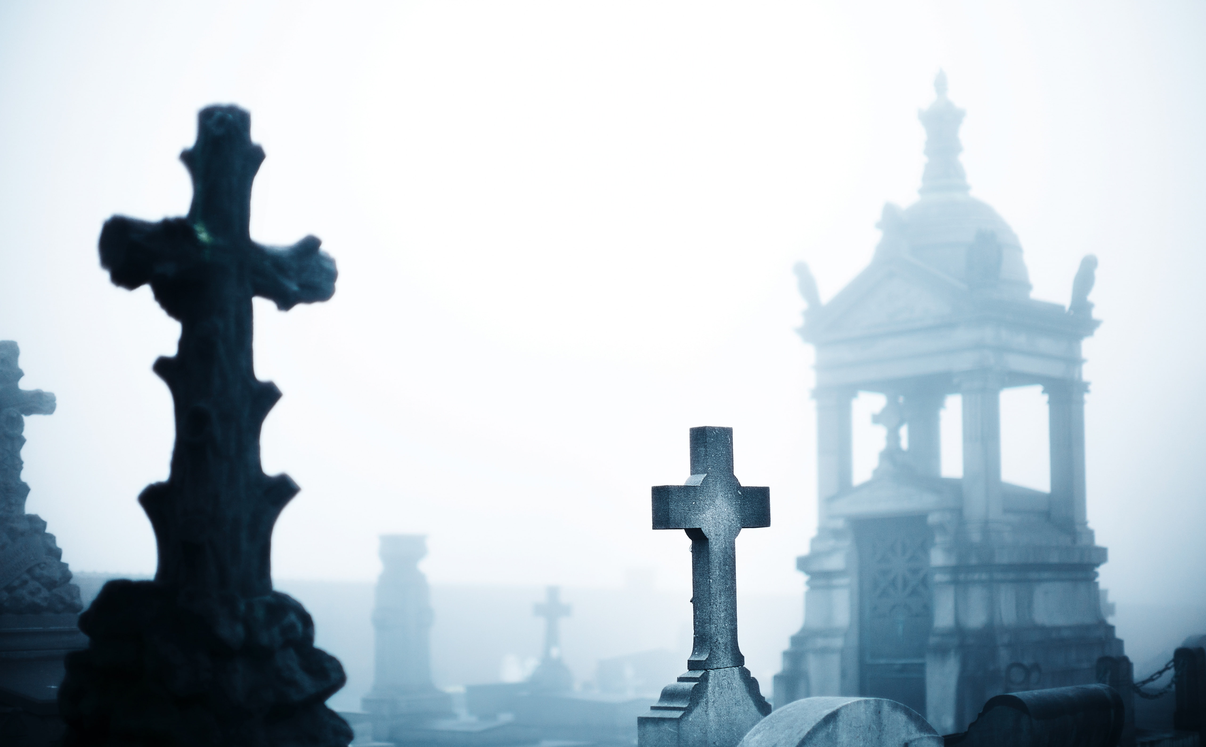 cemetery, the past, built structure, sky, no people, travel destinations, place of worship, day, outdoors, belief, cross, building exterior, murder, Vintage, HD Wallpaper
