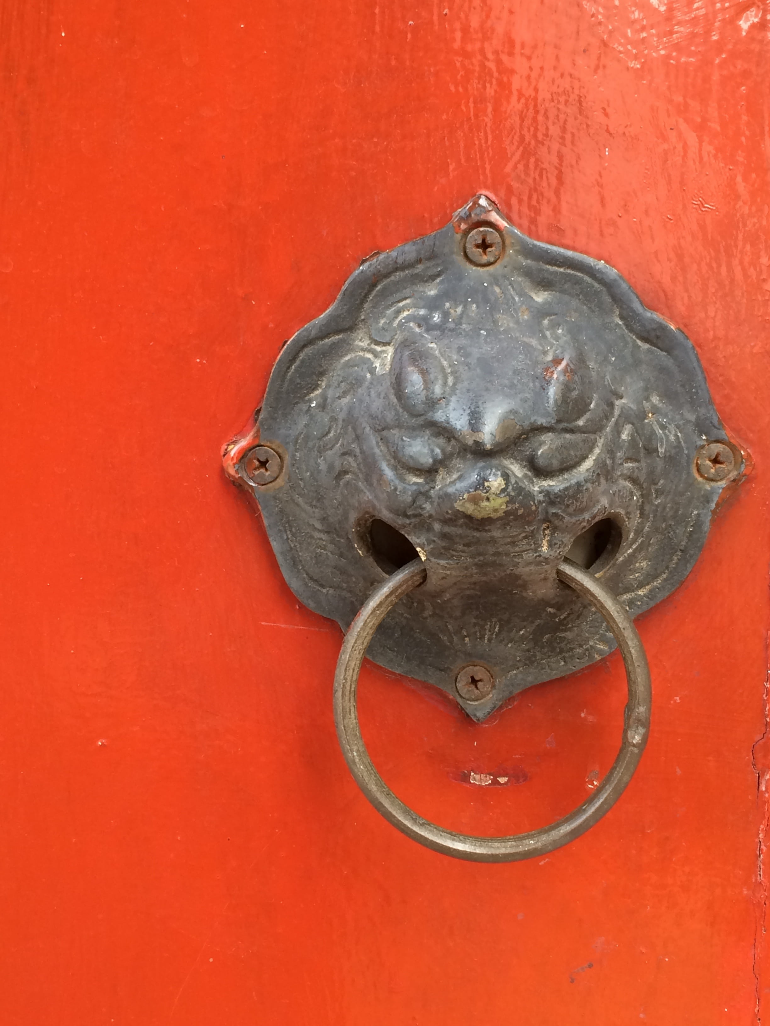thailand, ayutthaya, 2K, indoors, culture, asia, door, no people, colored background, single object, silver colored, old, door knocker, original, metal, Phone HD Wallpaper
