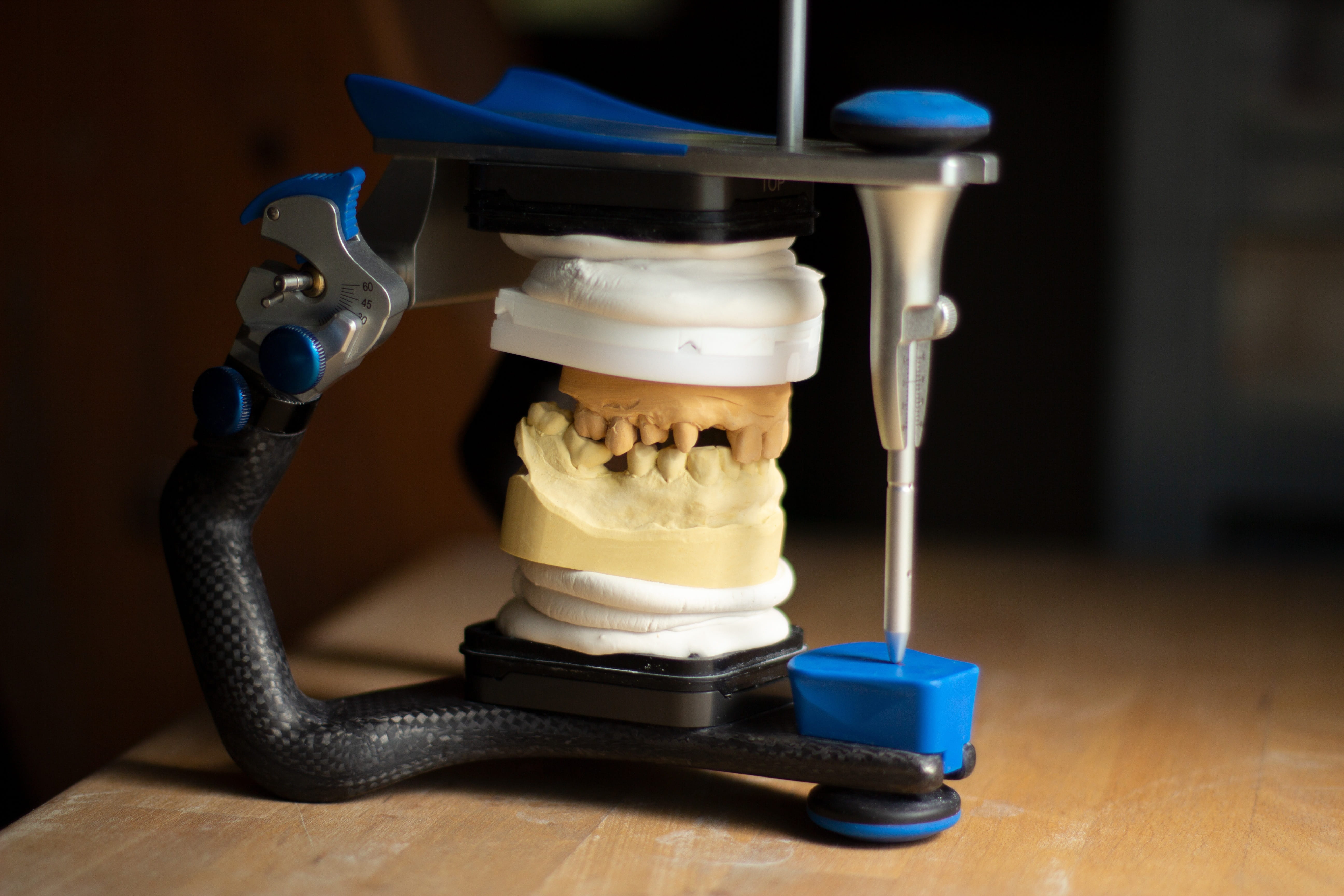 dentist, wood - material, connection, dentistry, reflection, food, still life, simplicity, healthy, articulator, 5K, toy, ceramic, person, equipment, blue, HD Wallpaper