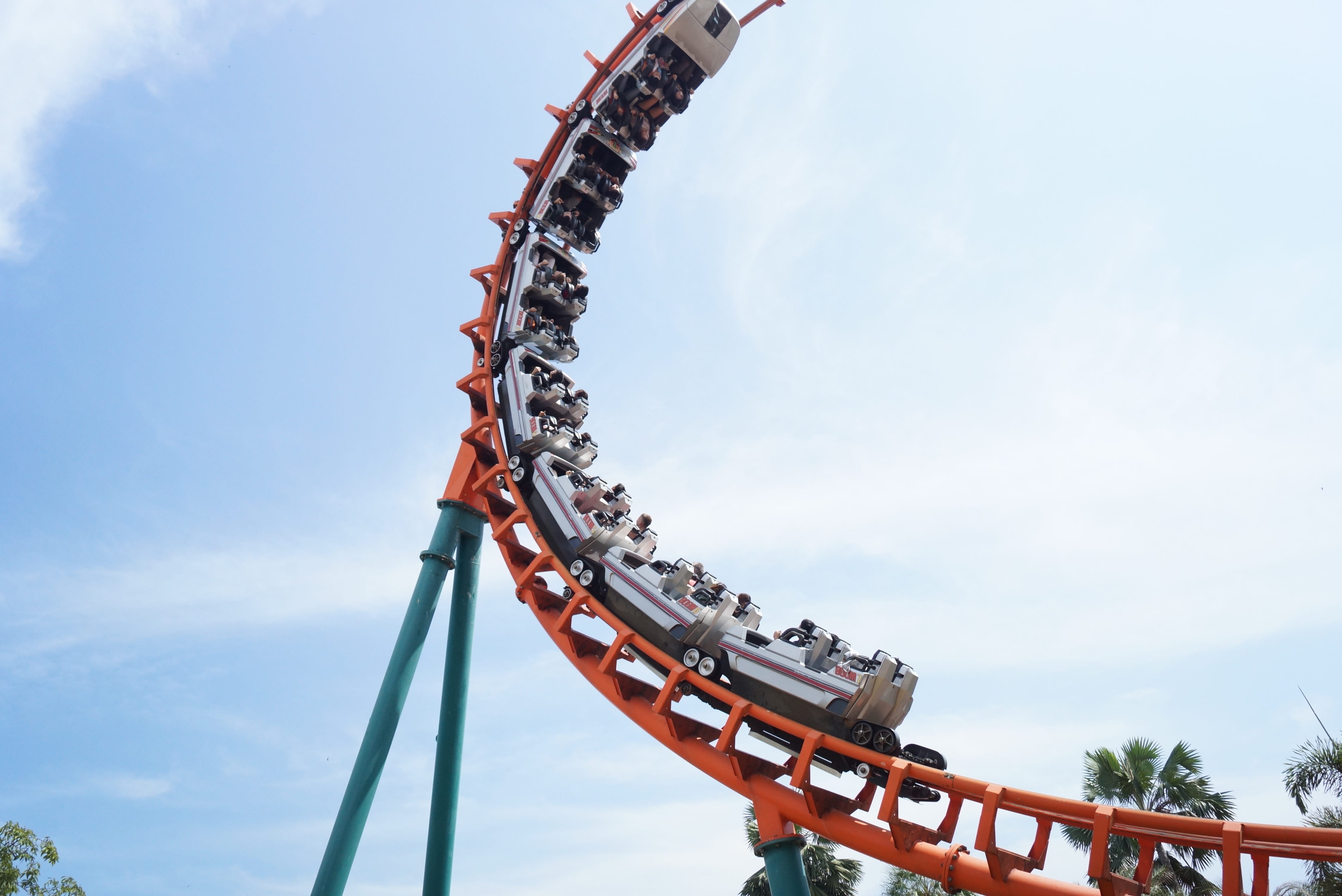 cloud - sky, rollercoaster, people, day, metal, nature, pretty fun, white, emotion, daytime, excitement, 4K, riding, amusement park ride, jovial, roller coaster, HD Wallpaper