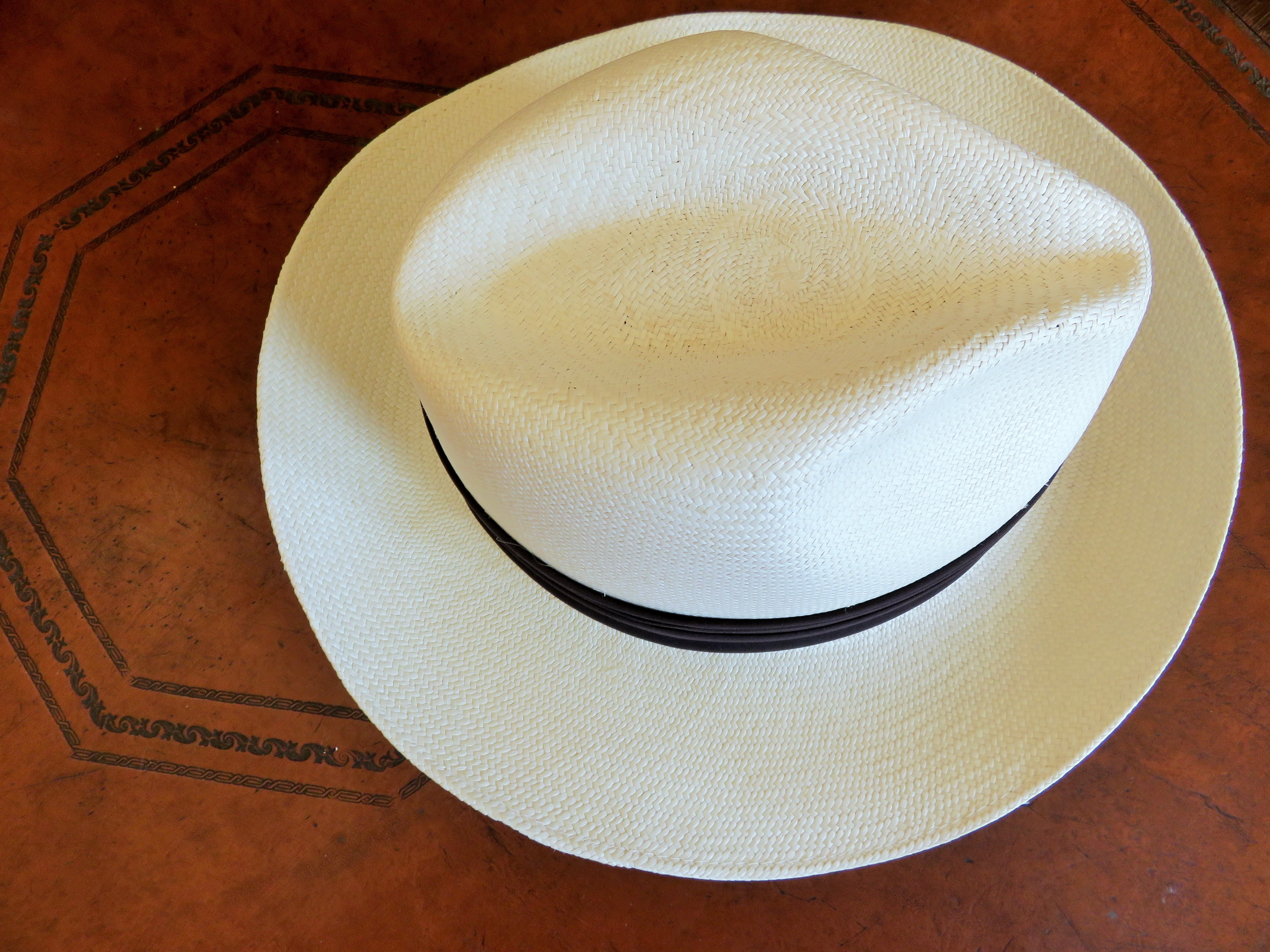 ceiling, brown, no people, food and drink, plate, jipijapa palm, handmade, brim, straw, texture, pattern, personal Accessory, pinch front, toquilla, wide brim, HD Wallpaper