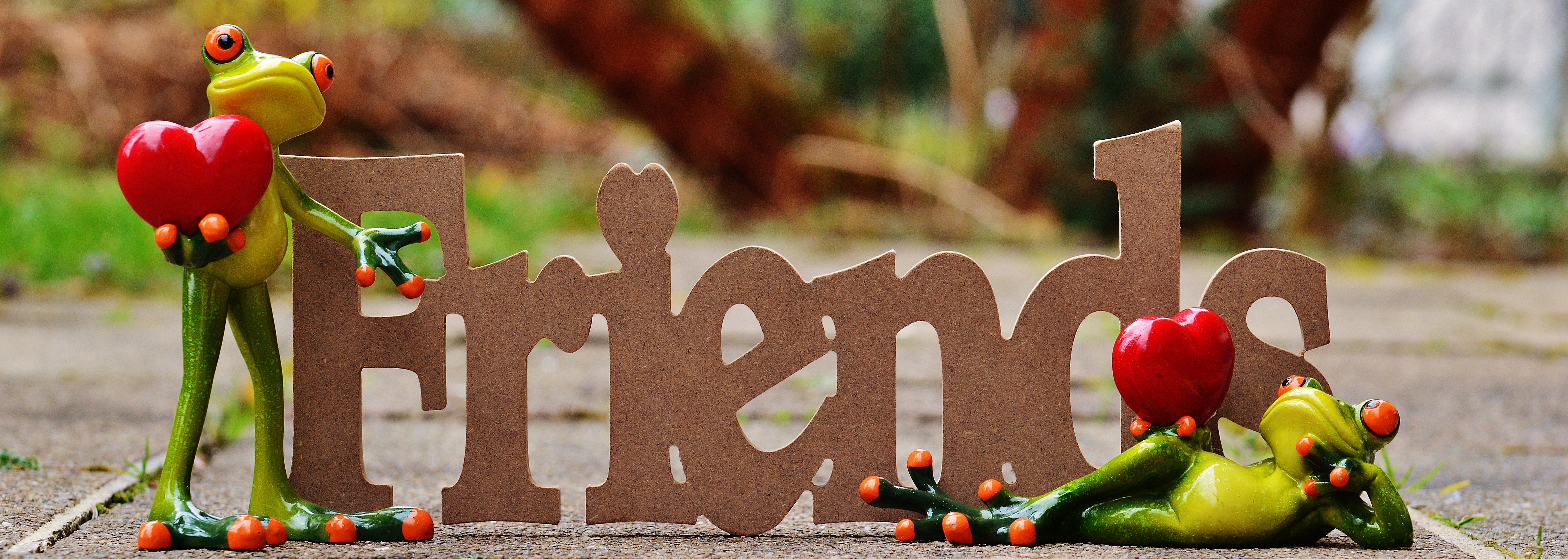 concrete, friends, letters, text, 5K, connectedness, funny, fruit, marriage proposal, affection, focus on foreground, brown, heart, valentines day, nature, HD Wallpaper