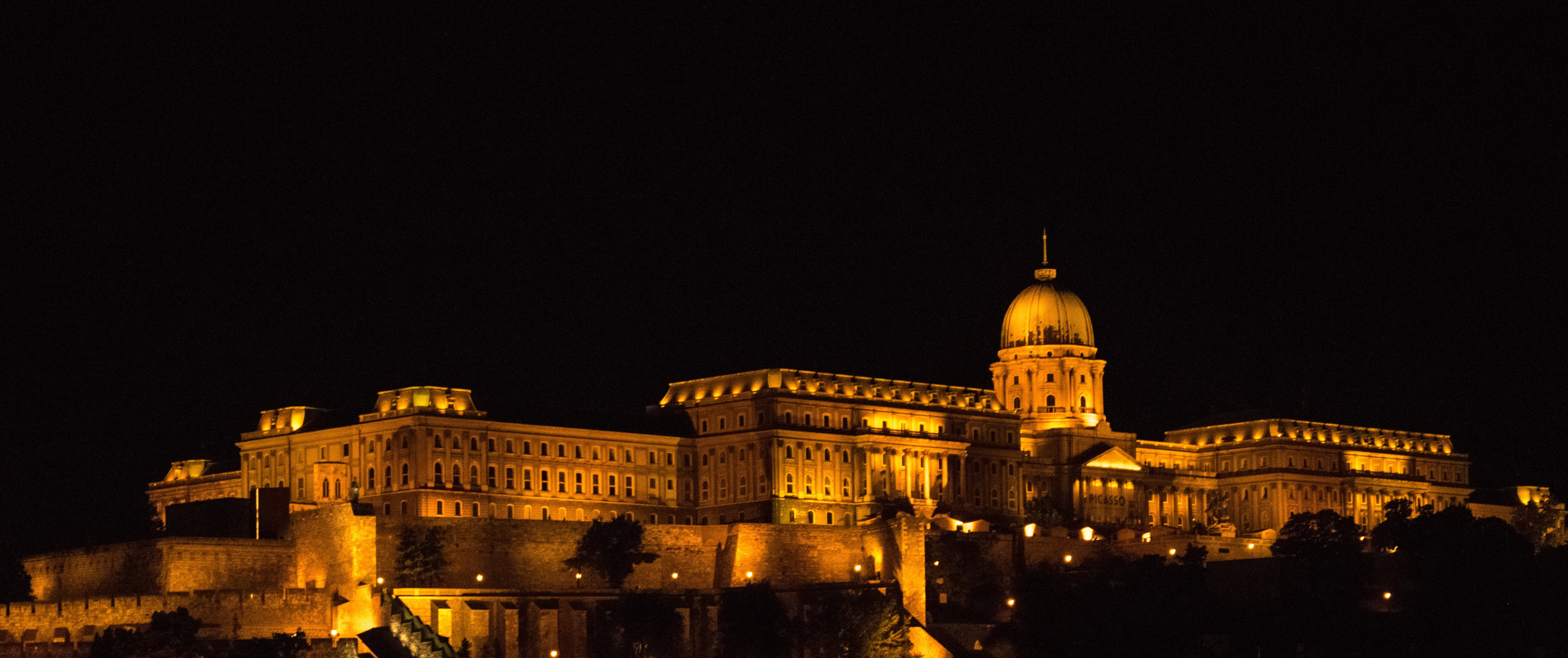 building, no people, black, nazism, war, architecture, palace, the holocaust, government, budapest, 1945, buildings, copy space, dark, built structure, HD Wallpaper