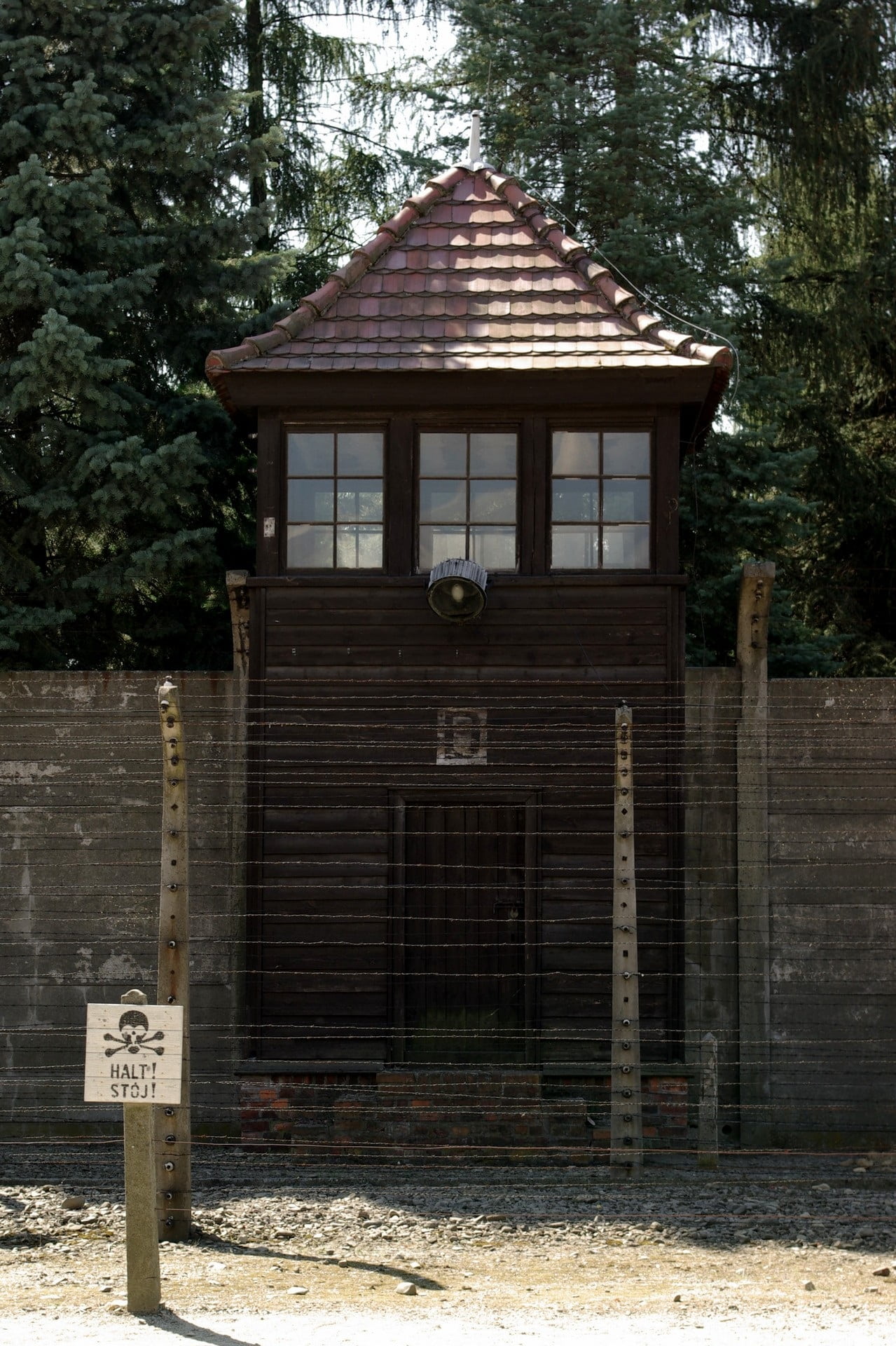 europe, 1080P, birkenau, text, tree, building, danger, auschwitz-birkenau, museum, residential district, house, brick, oswiecim, nazism, camp, day, auschwitz, Phone HD Wallpaper
