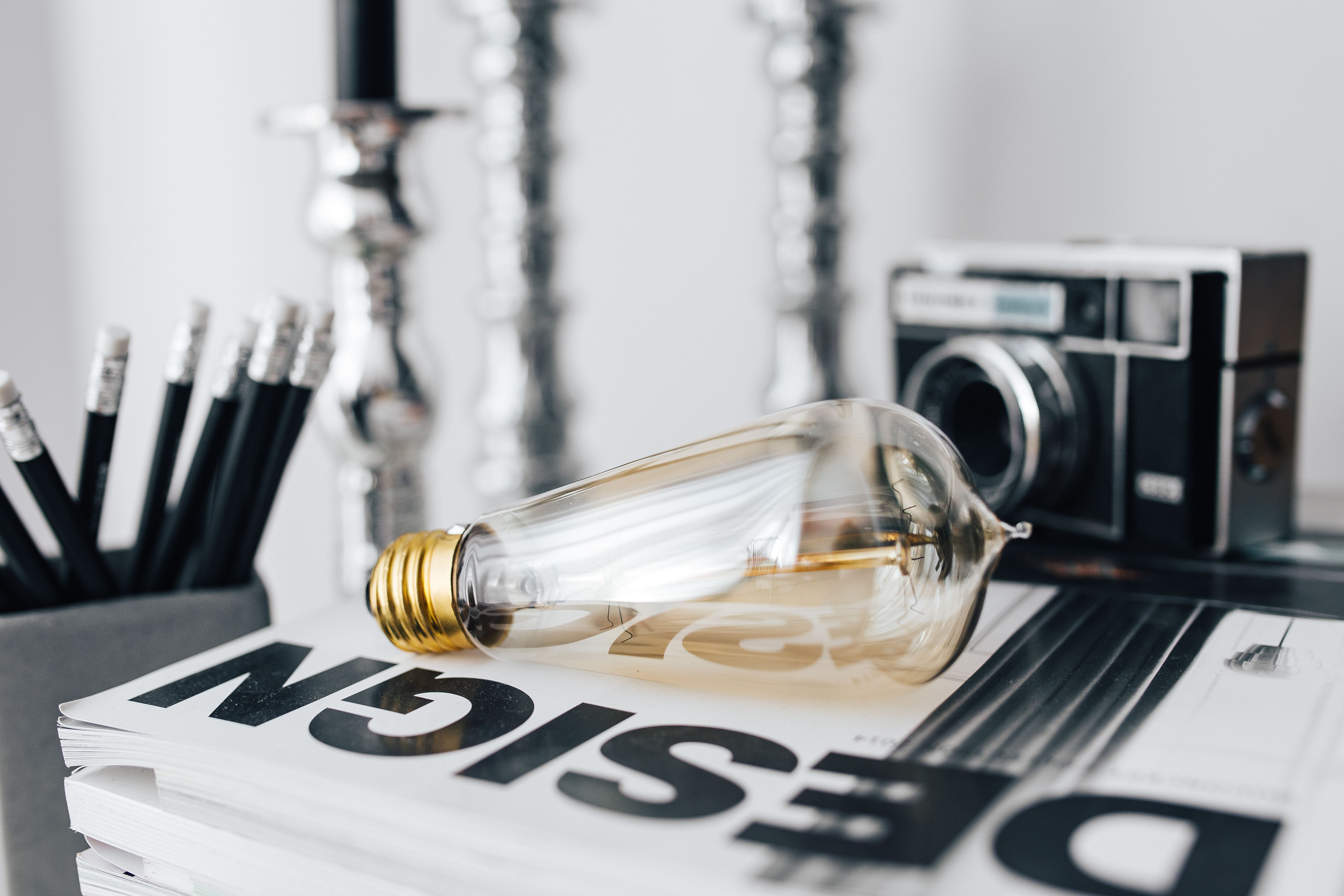 container, design, day, appliance, focus on foreground, household equipment, lightbulbs, connection, indoors, old, camera, lightbulb, fuel and power generation, HD Wallpaper