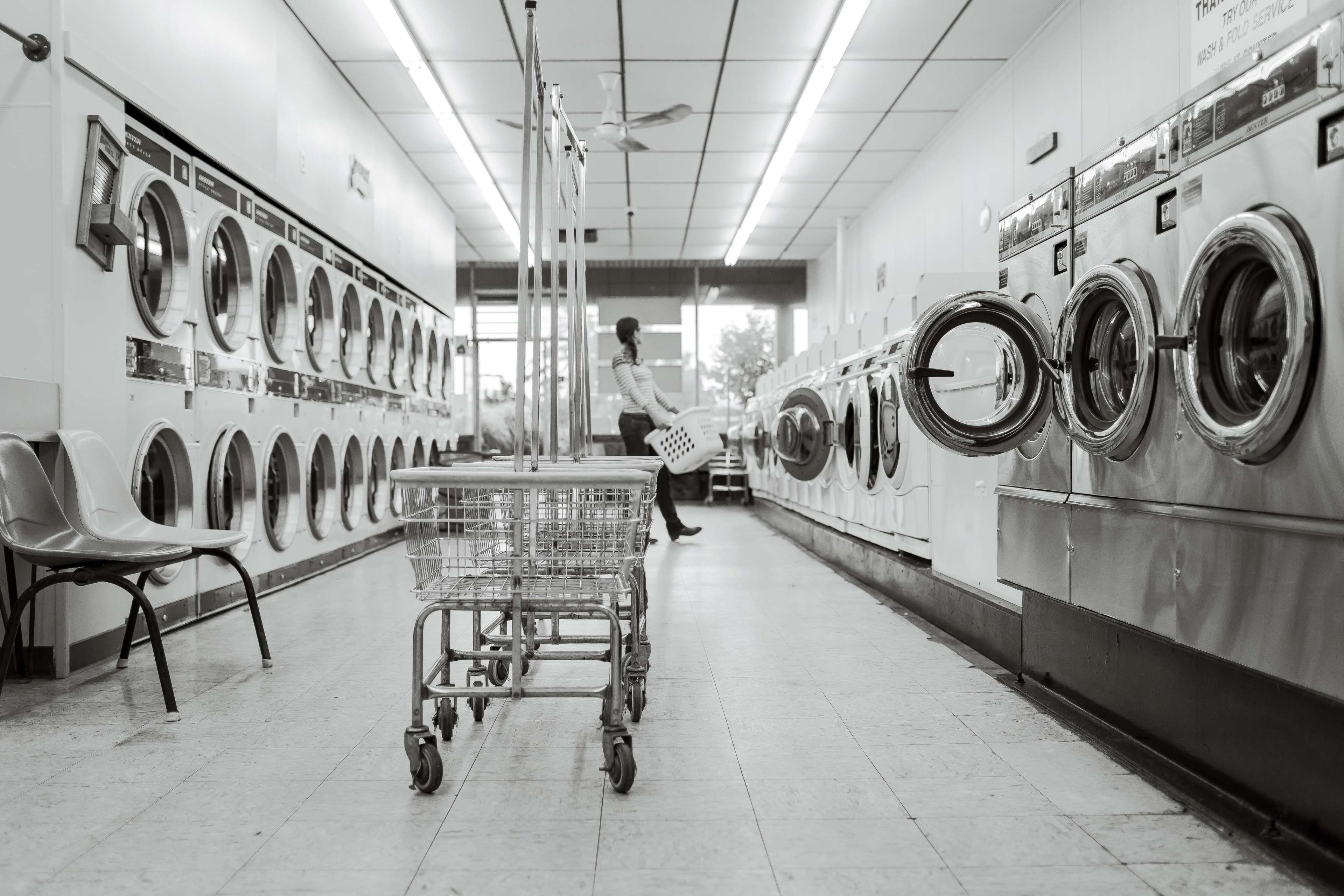 adult, appliance, laundromat, black and white, cleaning, hygiene, lifestyles, washing, housework, men, launderette, chores, laundry, waiting, 4K, clean, HD Wallpaper