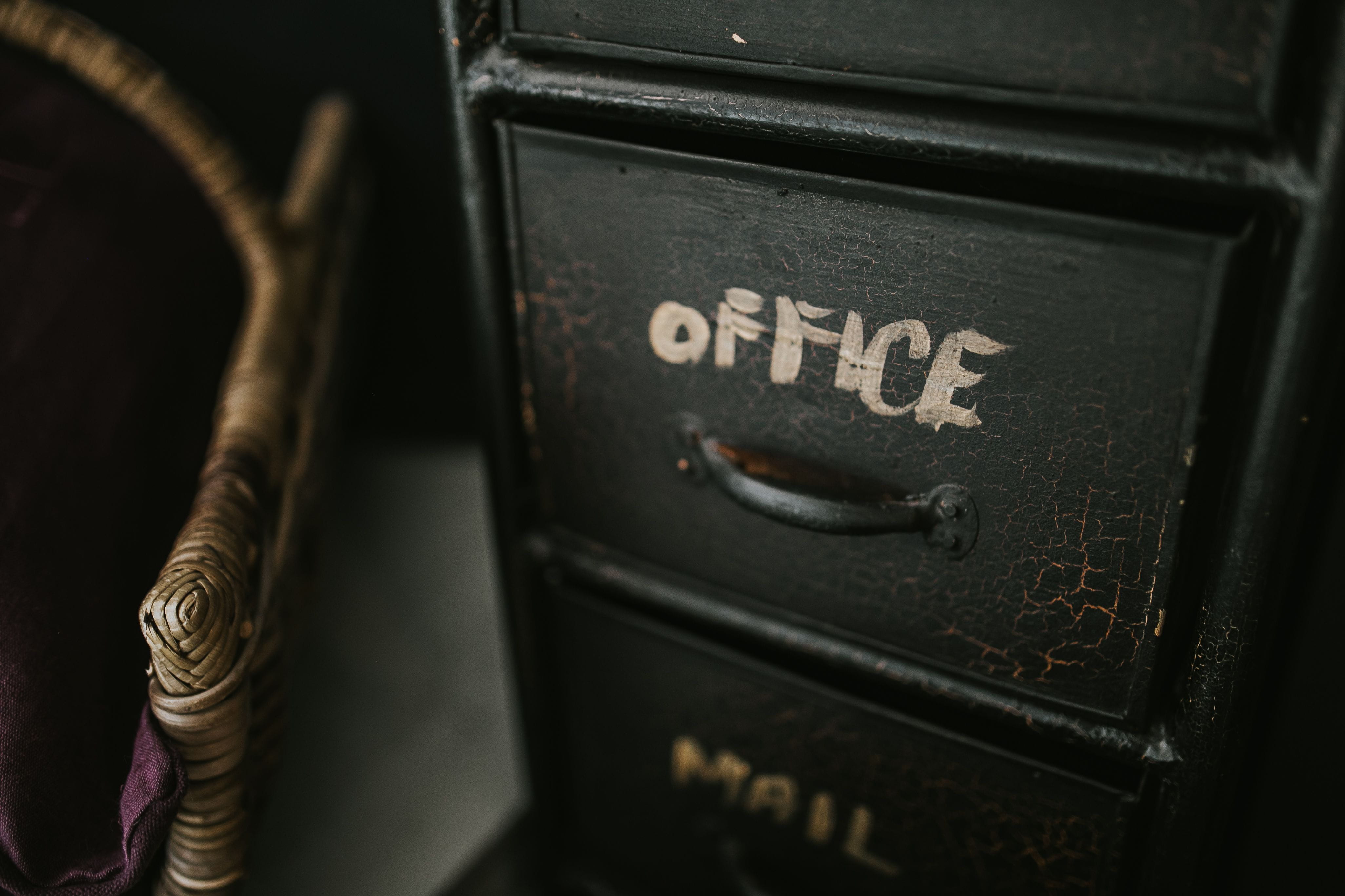rich, black color, selective focus, technology, arts culture and entertainment, publication, western script, home decor, book, metal, group of objects, HD Wallpaper