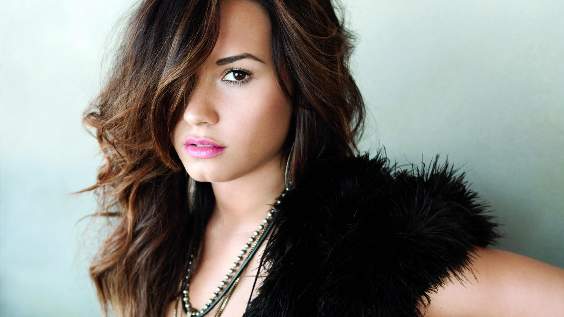 lovato, celebrity, demi, tumblr, demi lovato, 1080P, background, celebrities, hollywood, HD Wallpaper